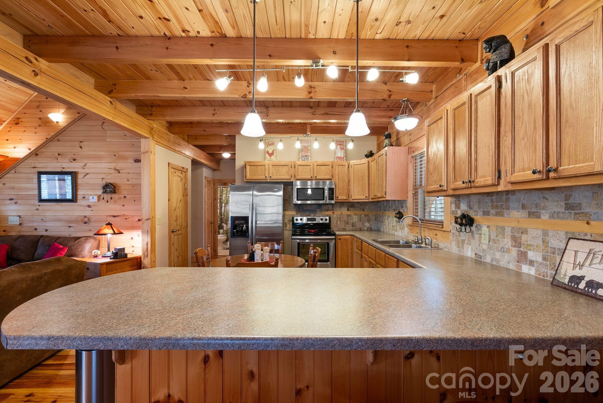 130 S Chatem Court Property Photo 15