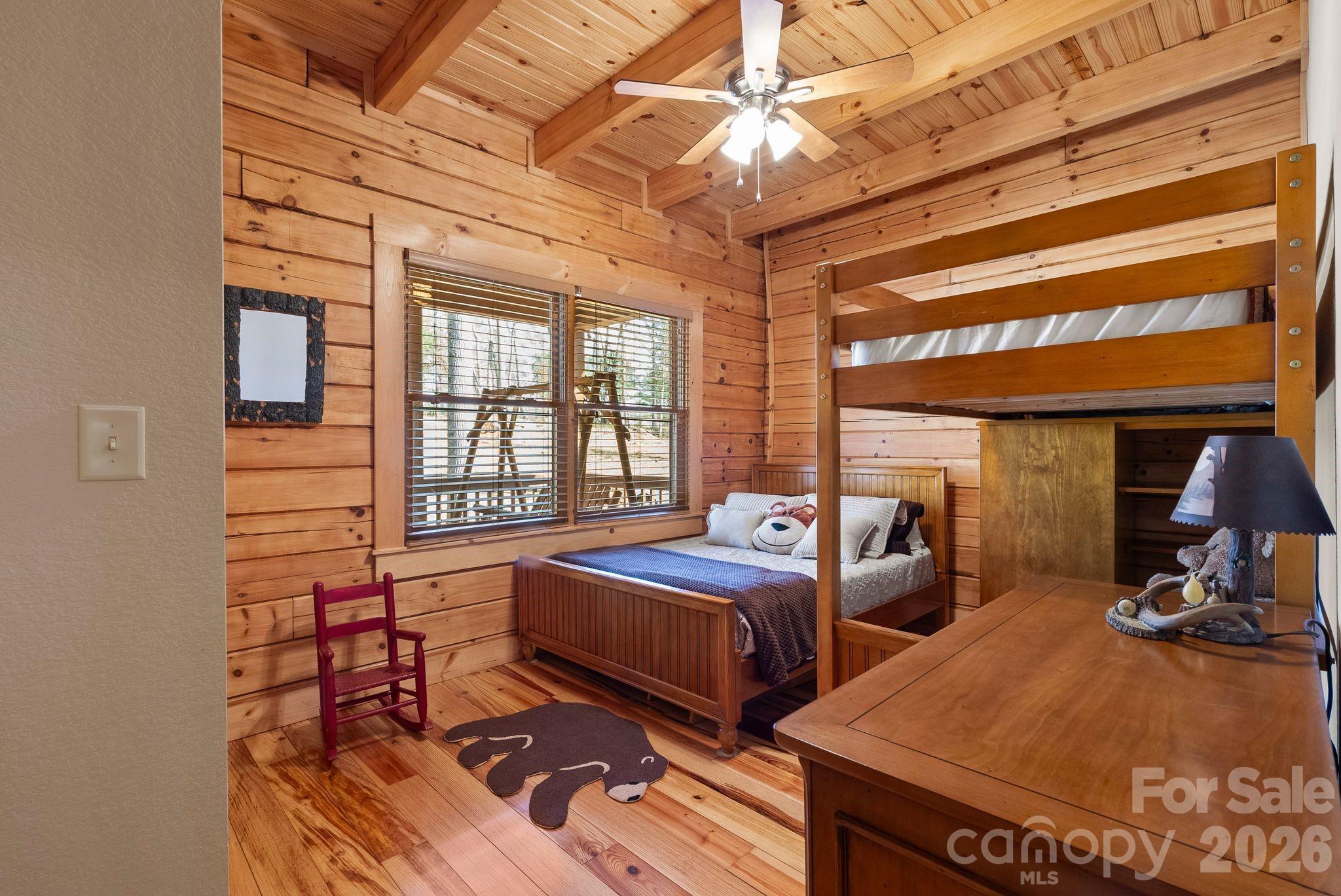 130 S Chatem Court Property Photo 19
