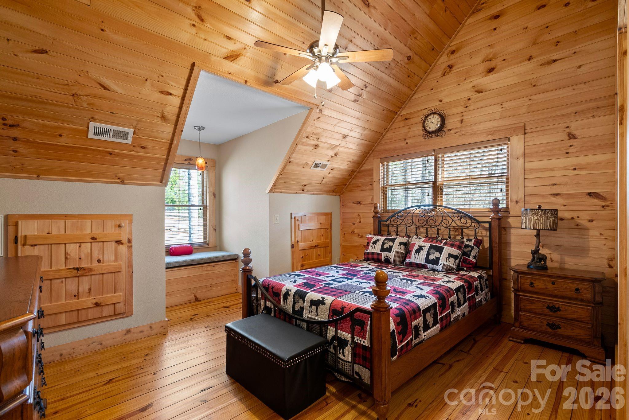130 S Chatem Court Property Photo 21