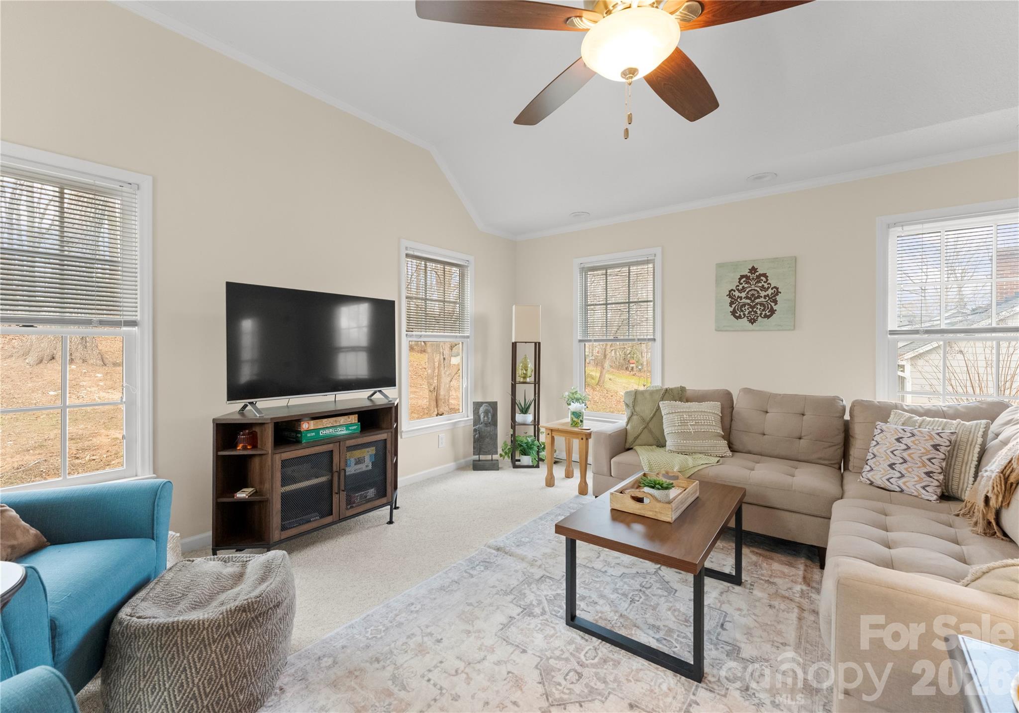 39 Bowen Drive Property Photo 8