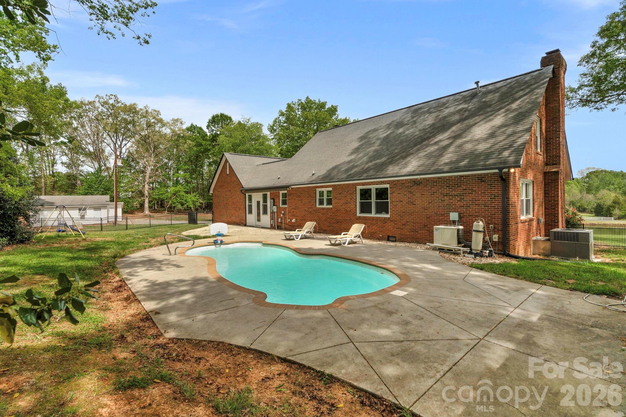 2505 Pleasant Grove Church Road Property Photo 6