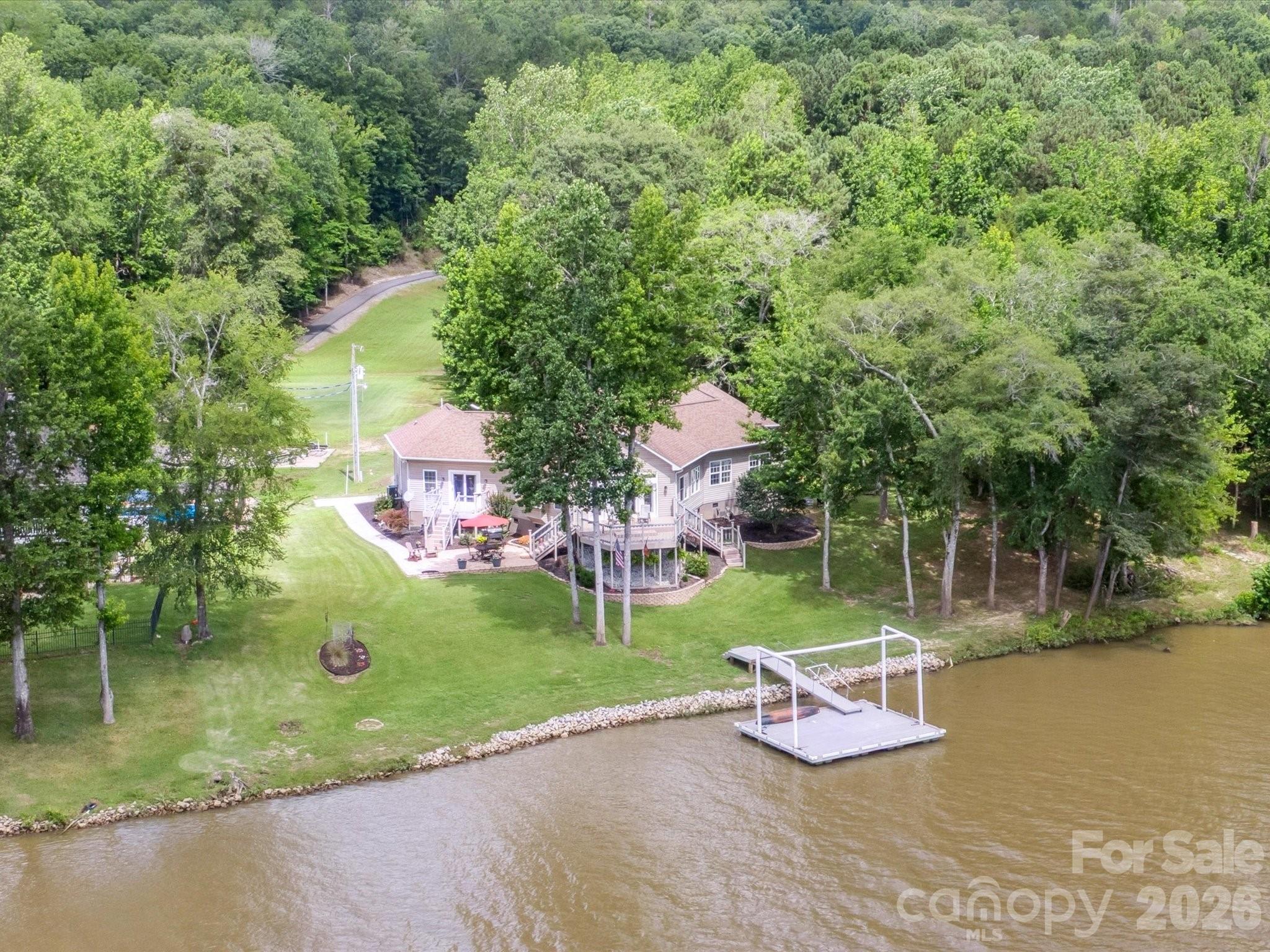 887 Living Waters Drive Property Photo 1