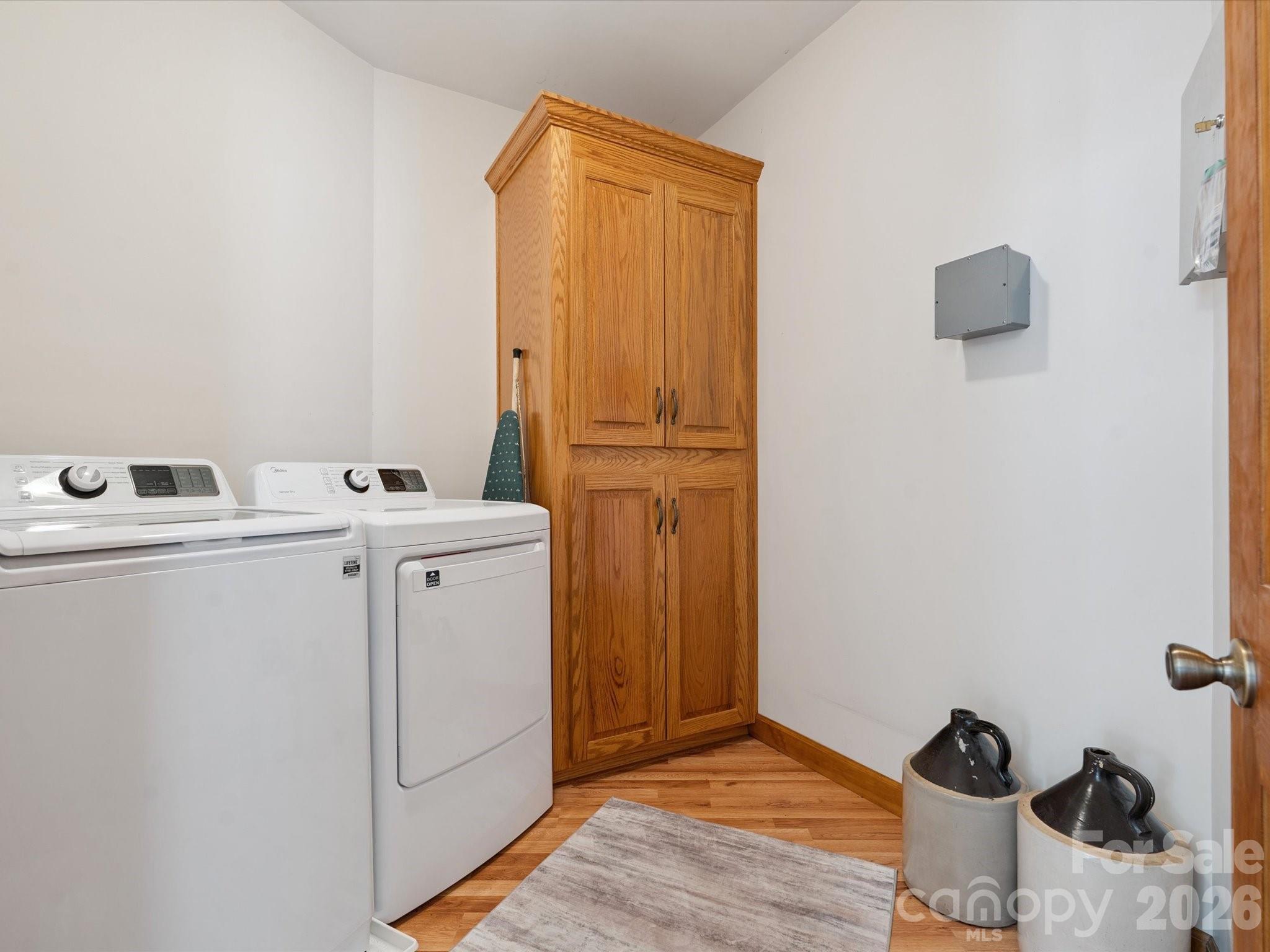 887 Living Waters Drive Property Photo 6