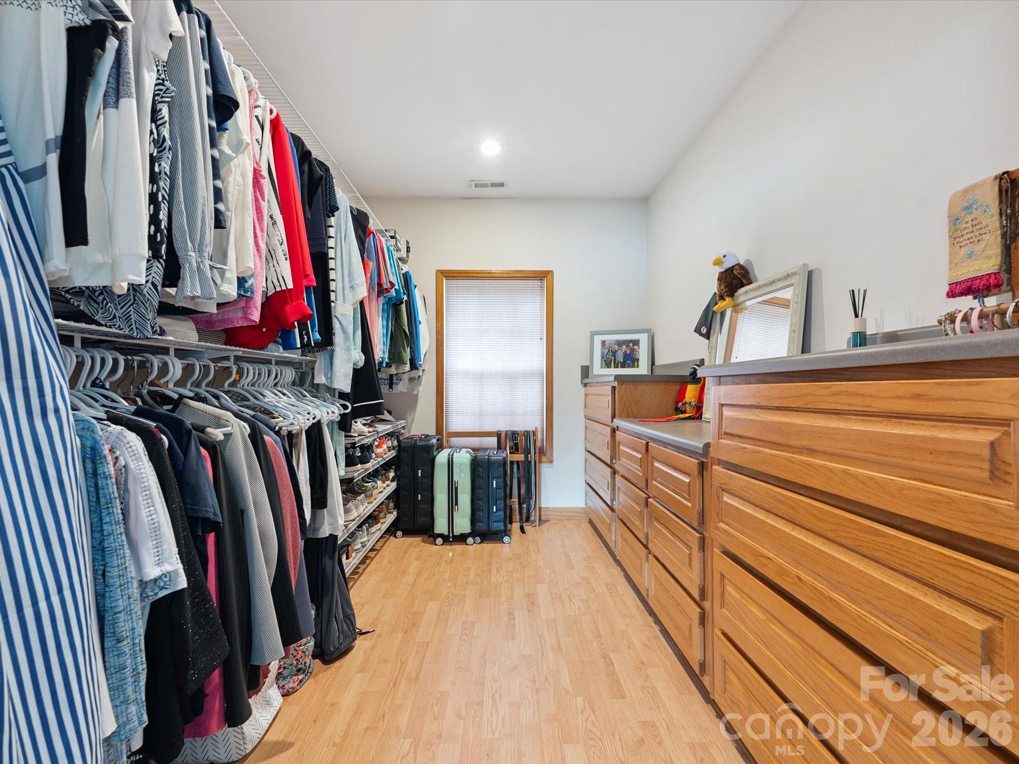 887 Living Waters Drive Property Photo 7
