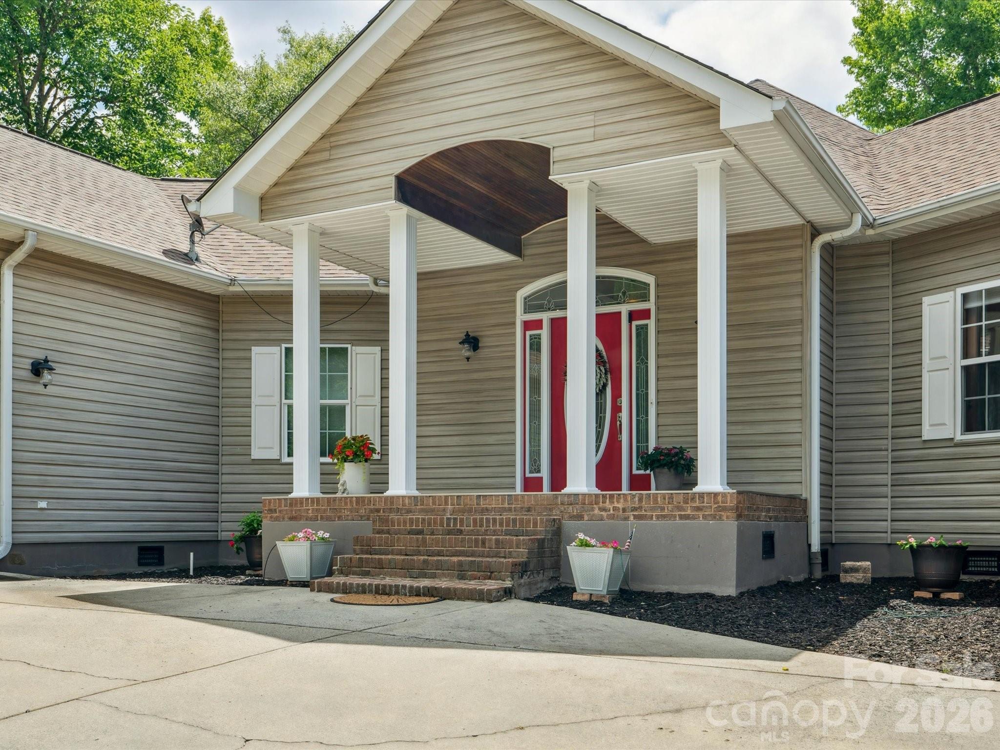 887 Living Waters Drive Property Photo 29
