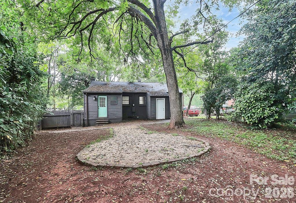 2642 Rachel Street Property Photo 15