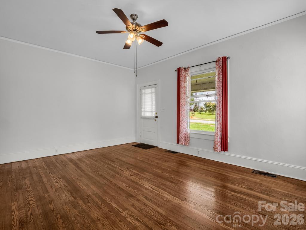 203 Court Street Property Photo 5