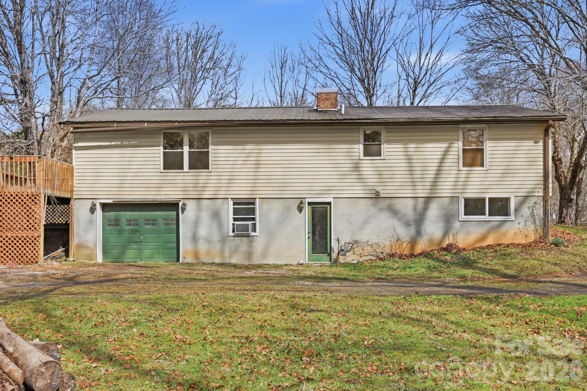 180 Whispering Pines Drive Property Photo 23