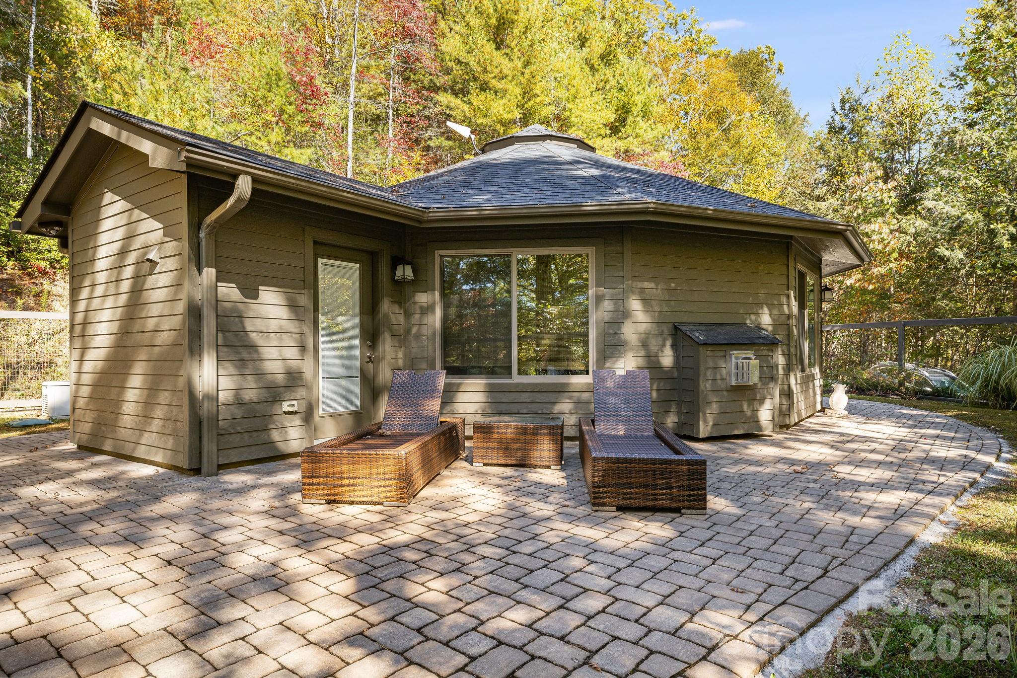 16 Caddis Court Property Photo 5