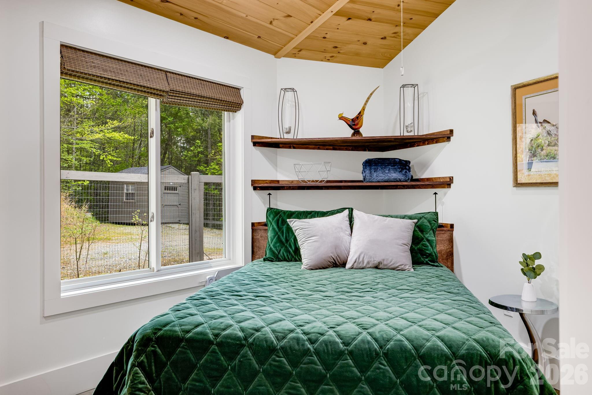 16 Caddis Court Property Photo 23