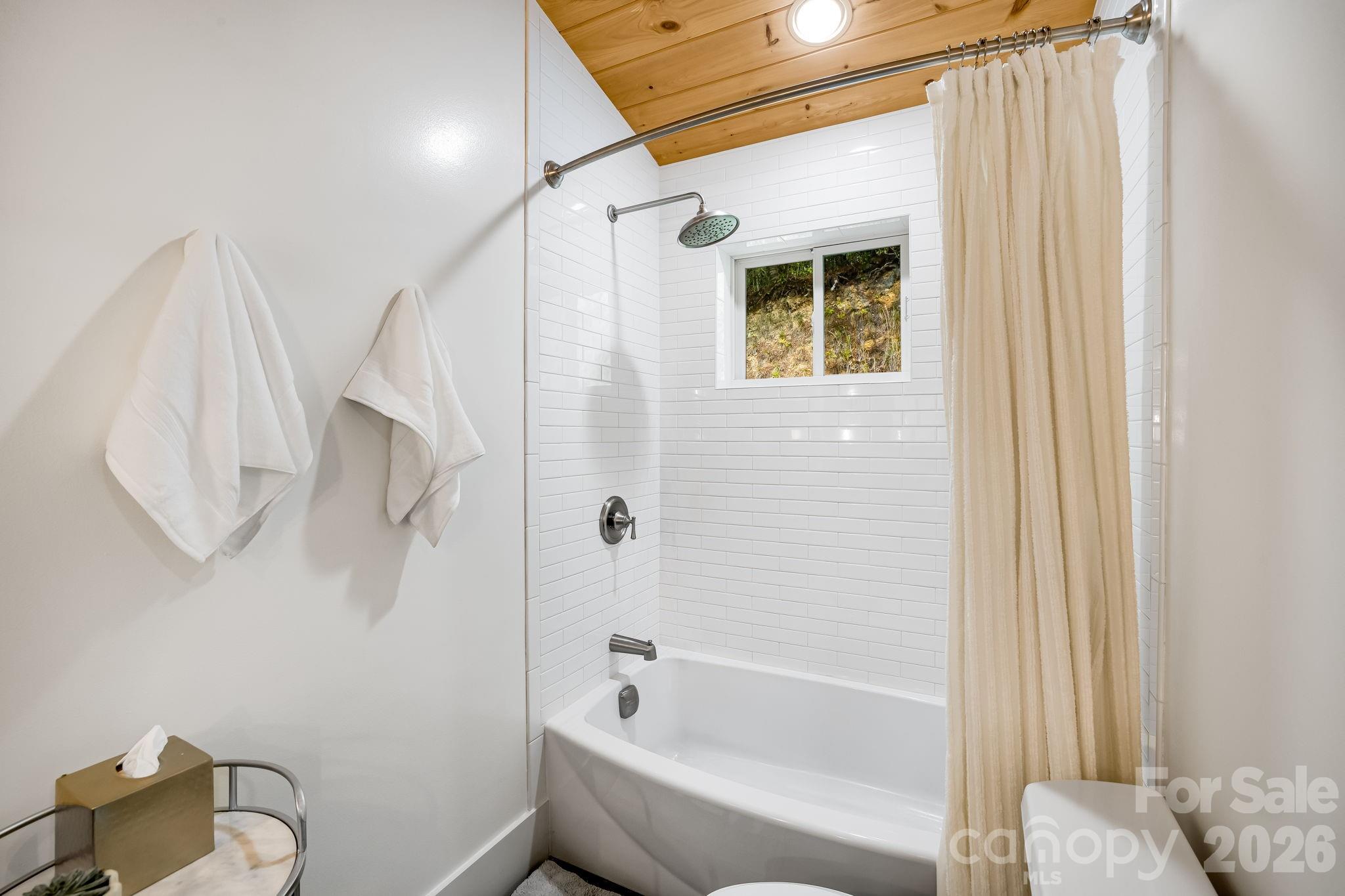 16 Caddis Court Property Photo 26