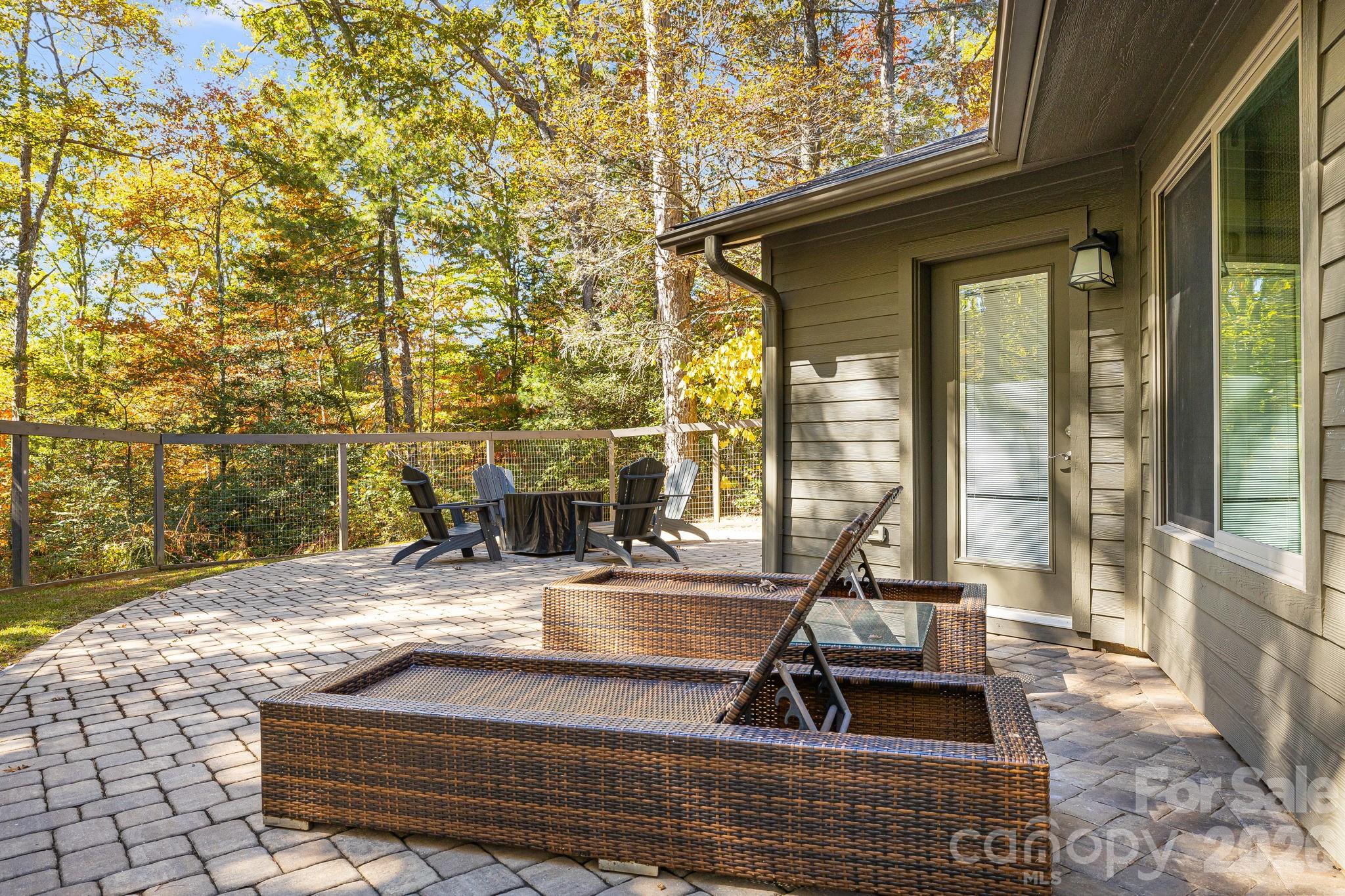 16 Caddis Court Property Photo 29