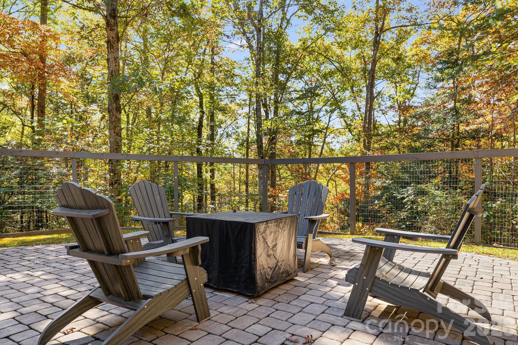 16 Caddis Court Property Photo 31