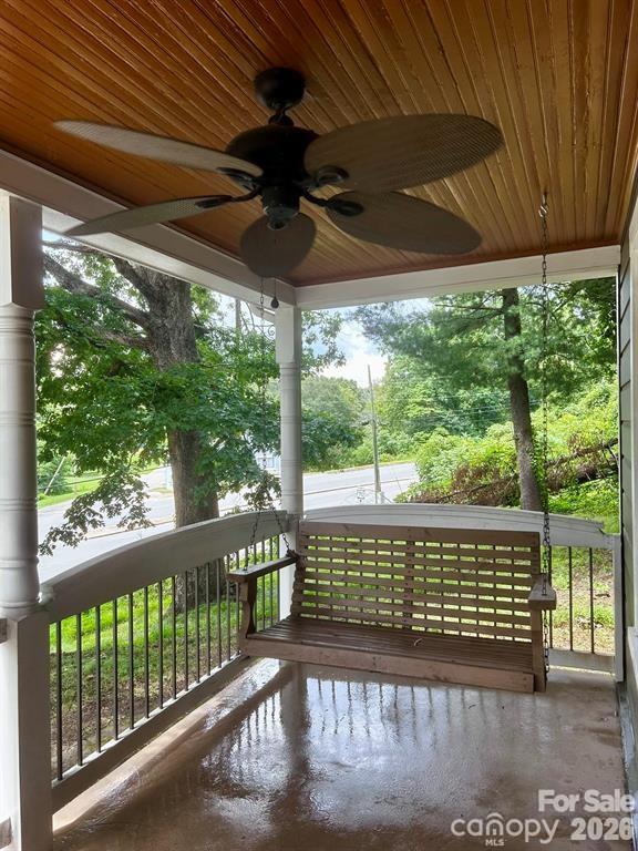 404 Huffman Street Property Photo 3