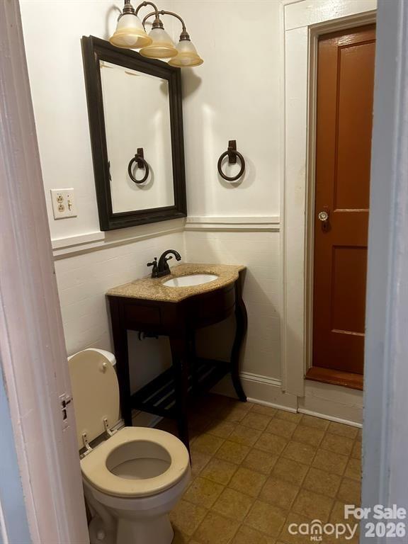 404 Huffman Street Property Photo 12