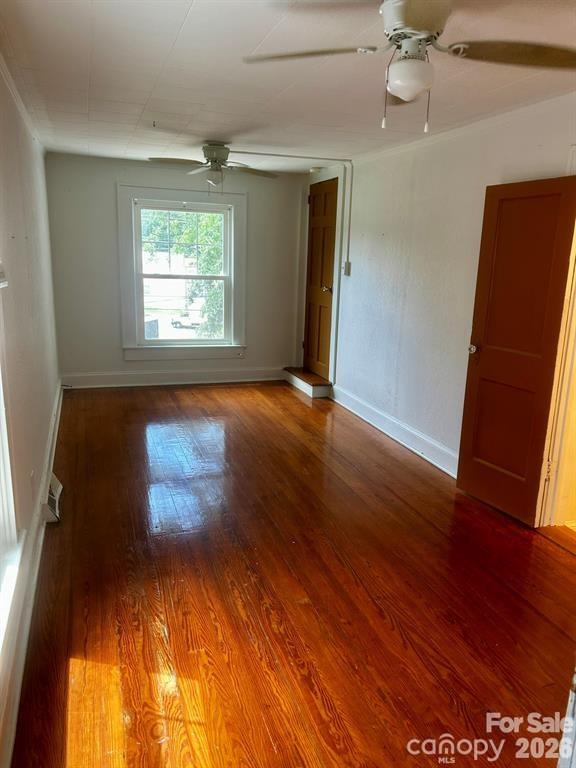 404 Huffman Street Property Photo 13