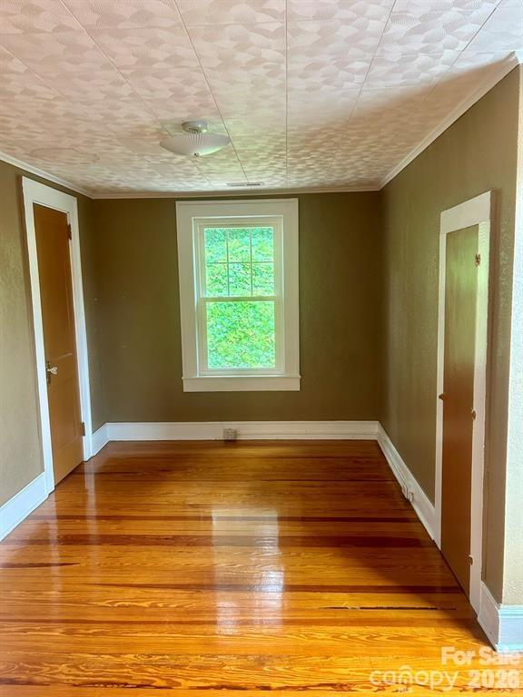 404 Huffman Street Property Photo 16
