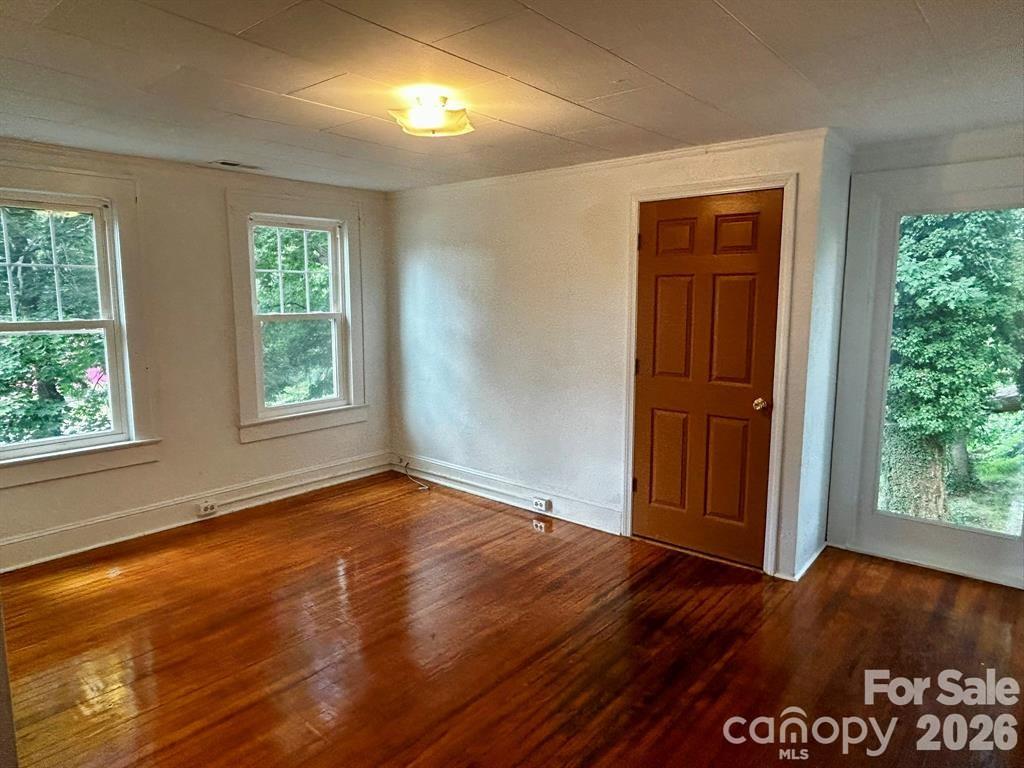 404 Huffman Street Property Photo 19