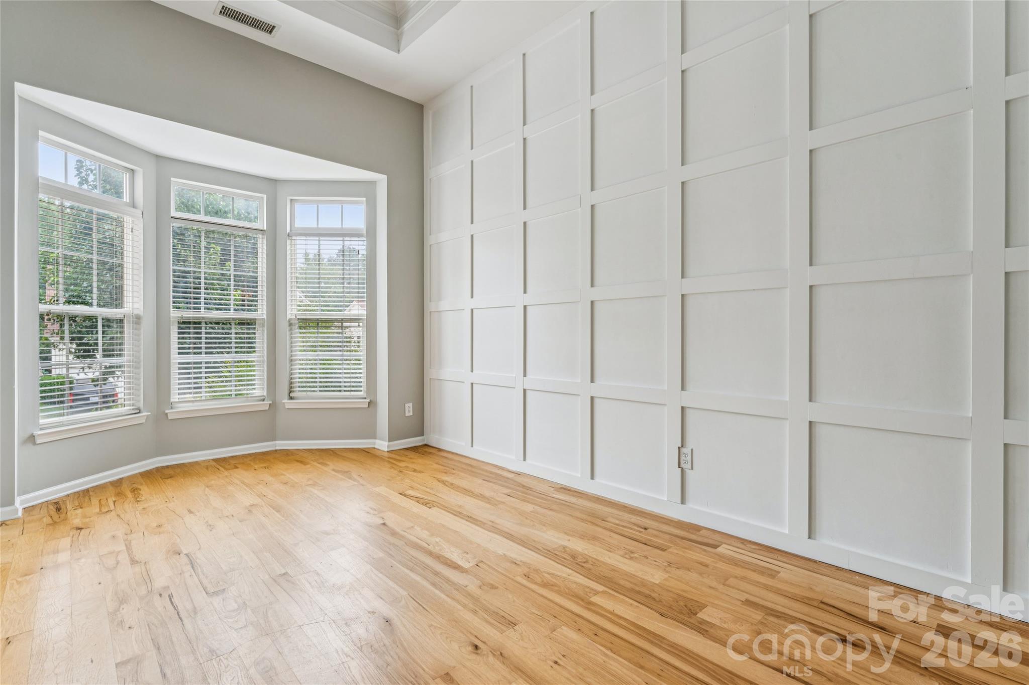 11413 Mangla Drive Property Photo 7