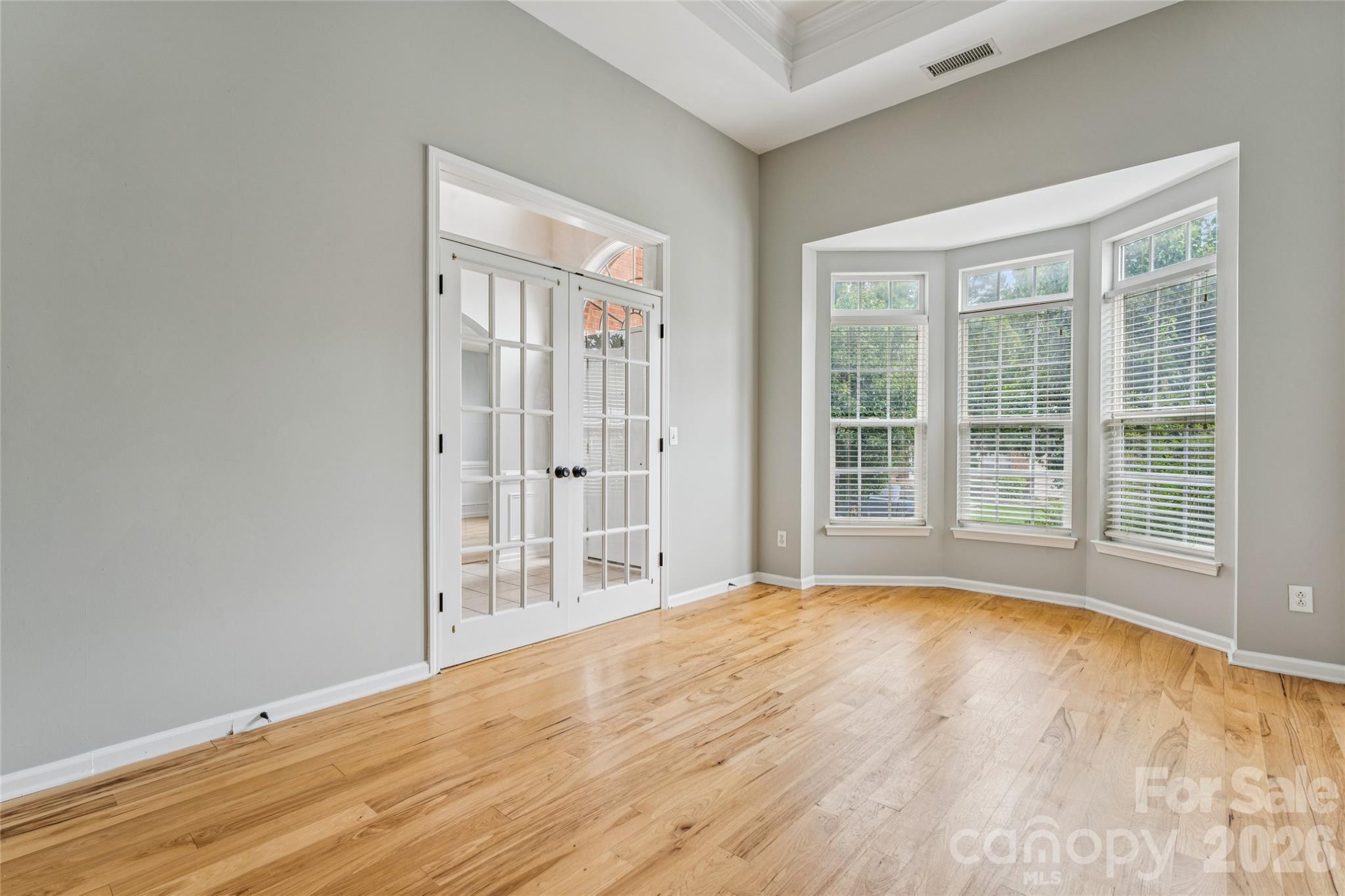11413 Mangla Drive Property Photo 8