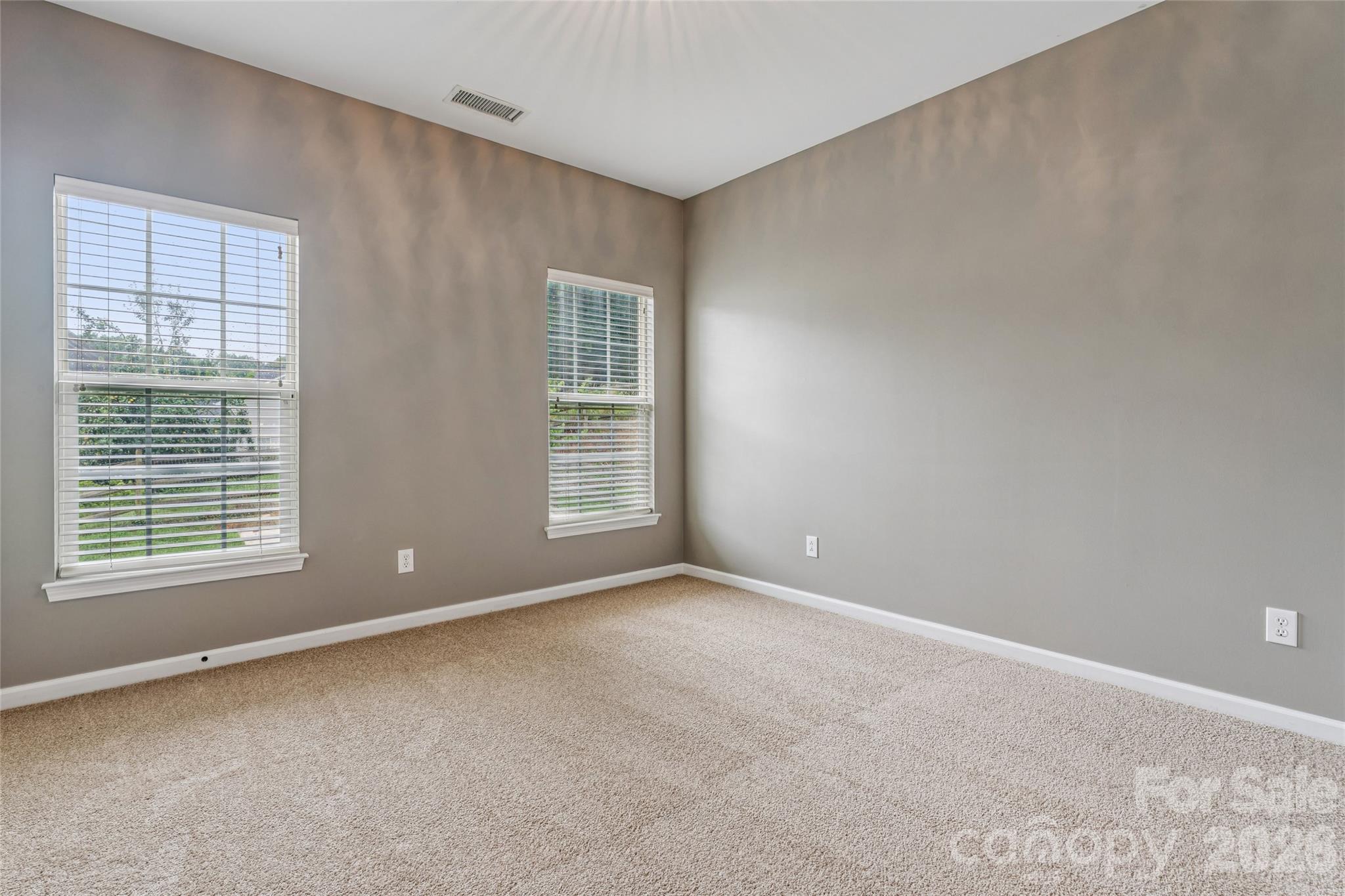 11413 Mangla Drive Property Photo 17