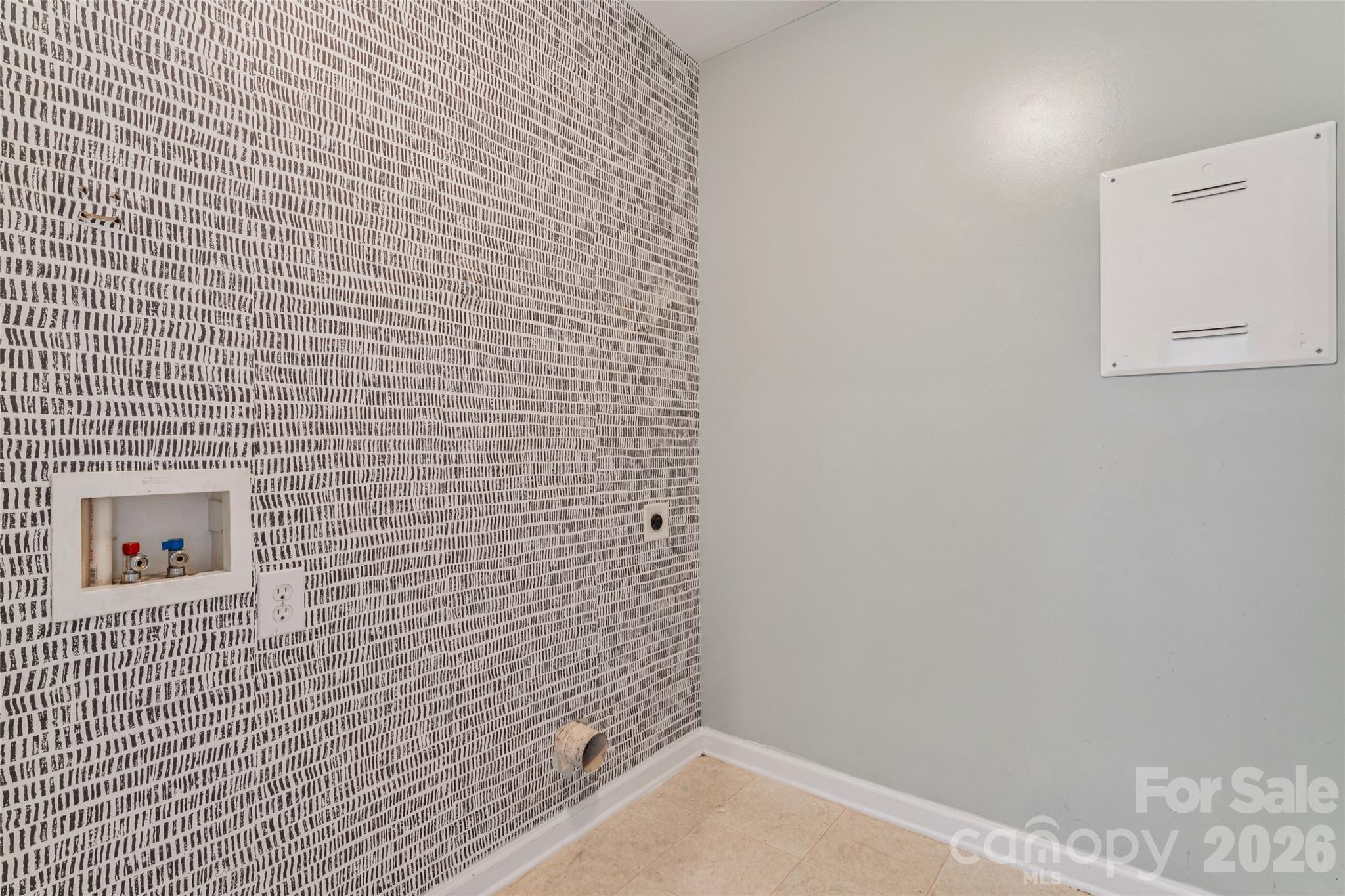 11413 Mangla Drive Property Photo 34