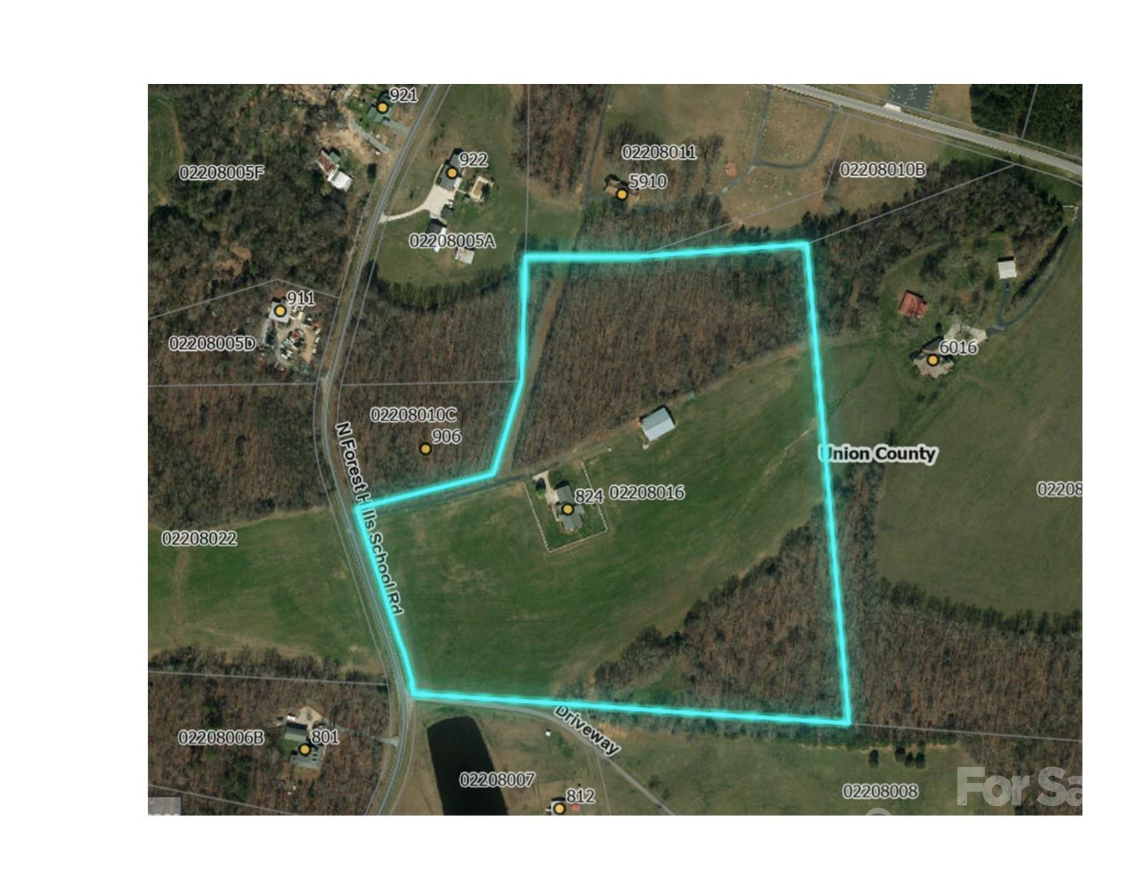 824 N Forest Hills School Road Property Photo 2