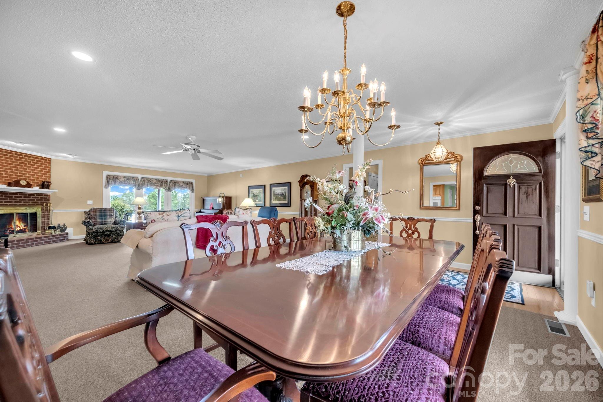 824 N Forest Hills School Road Property Photo 15