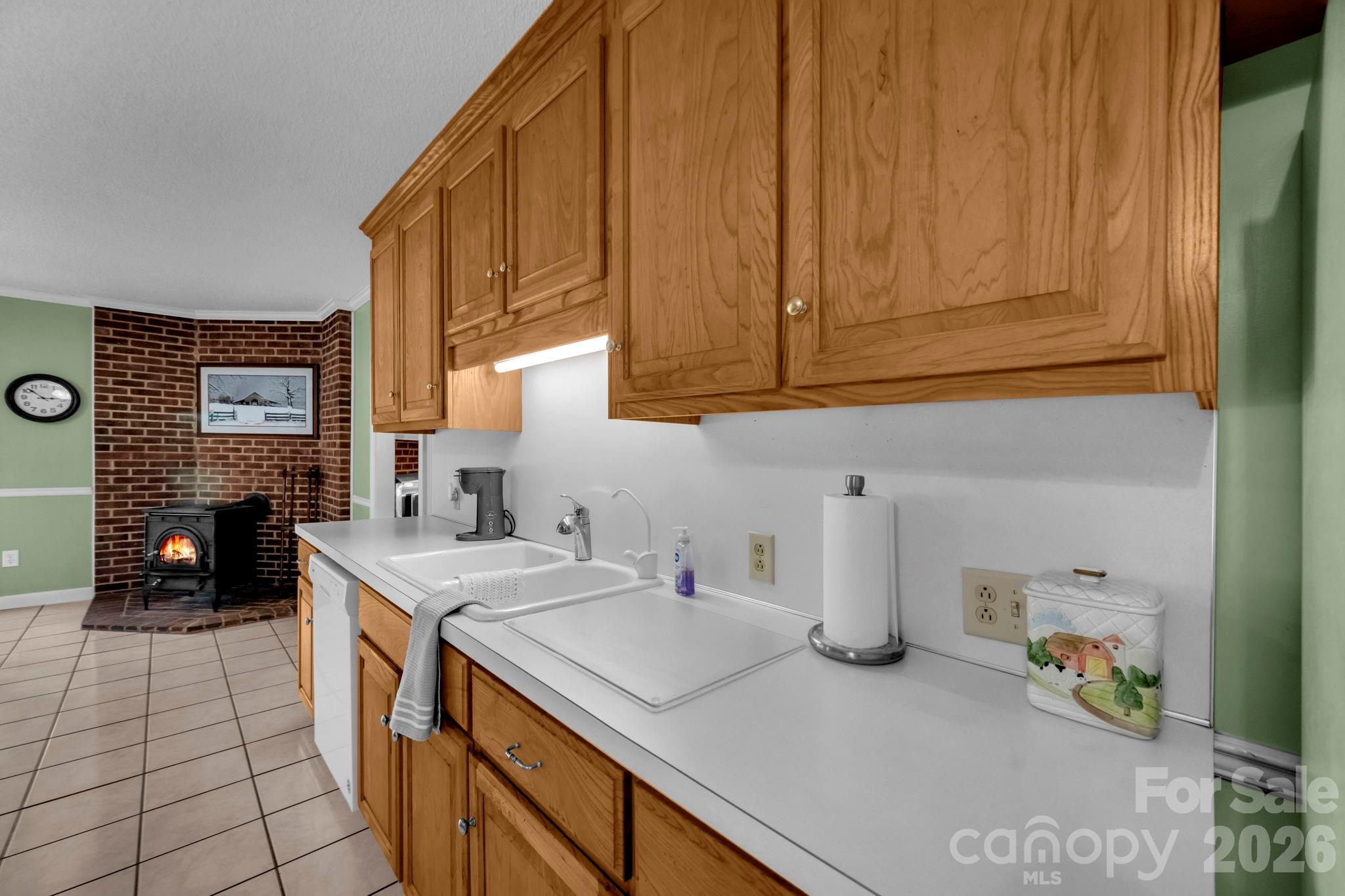 824 N Forest Hills School Road Property Photo 22