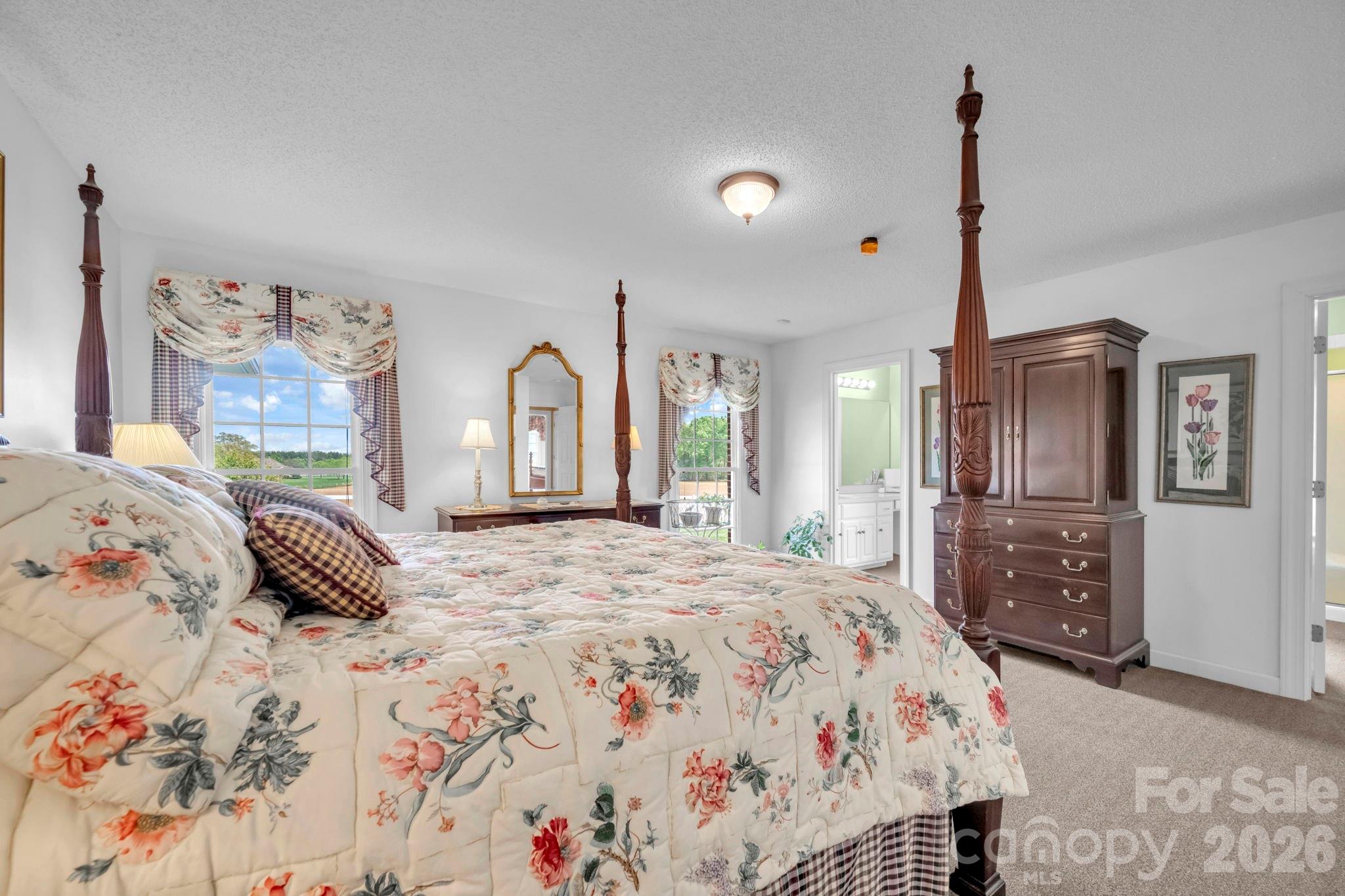 824 N Forest Hills School Road Property Photo 24