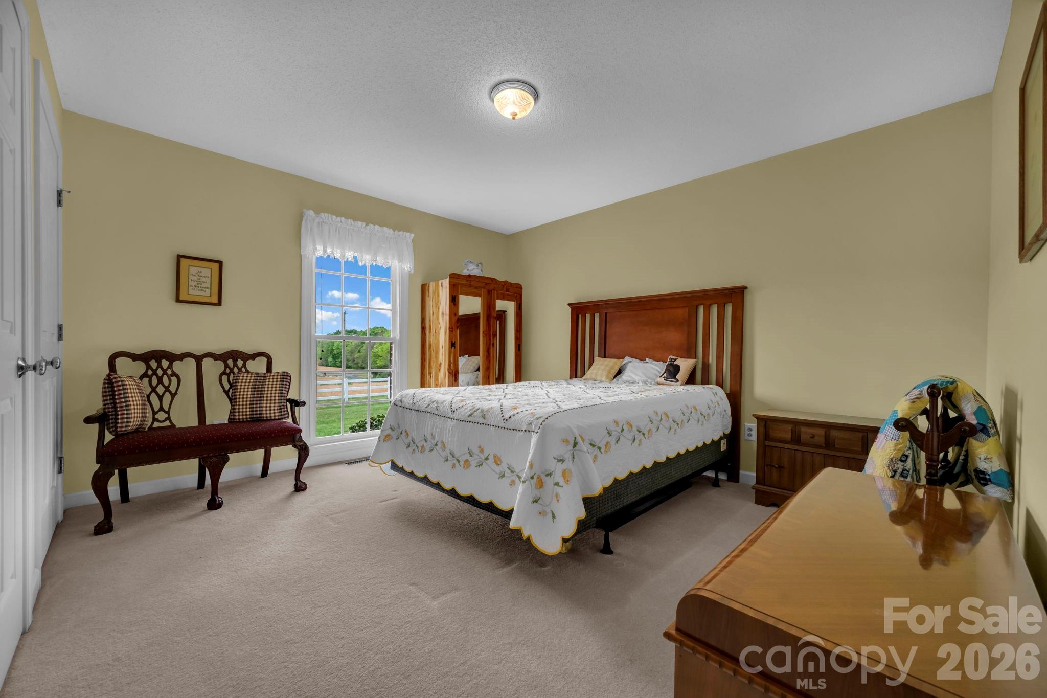 824 N Forest Hills School Road Property Photo 31