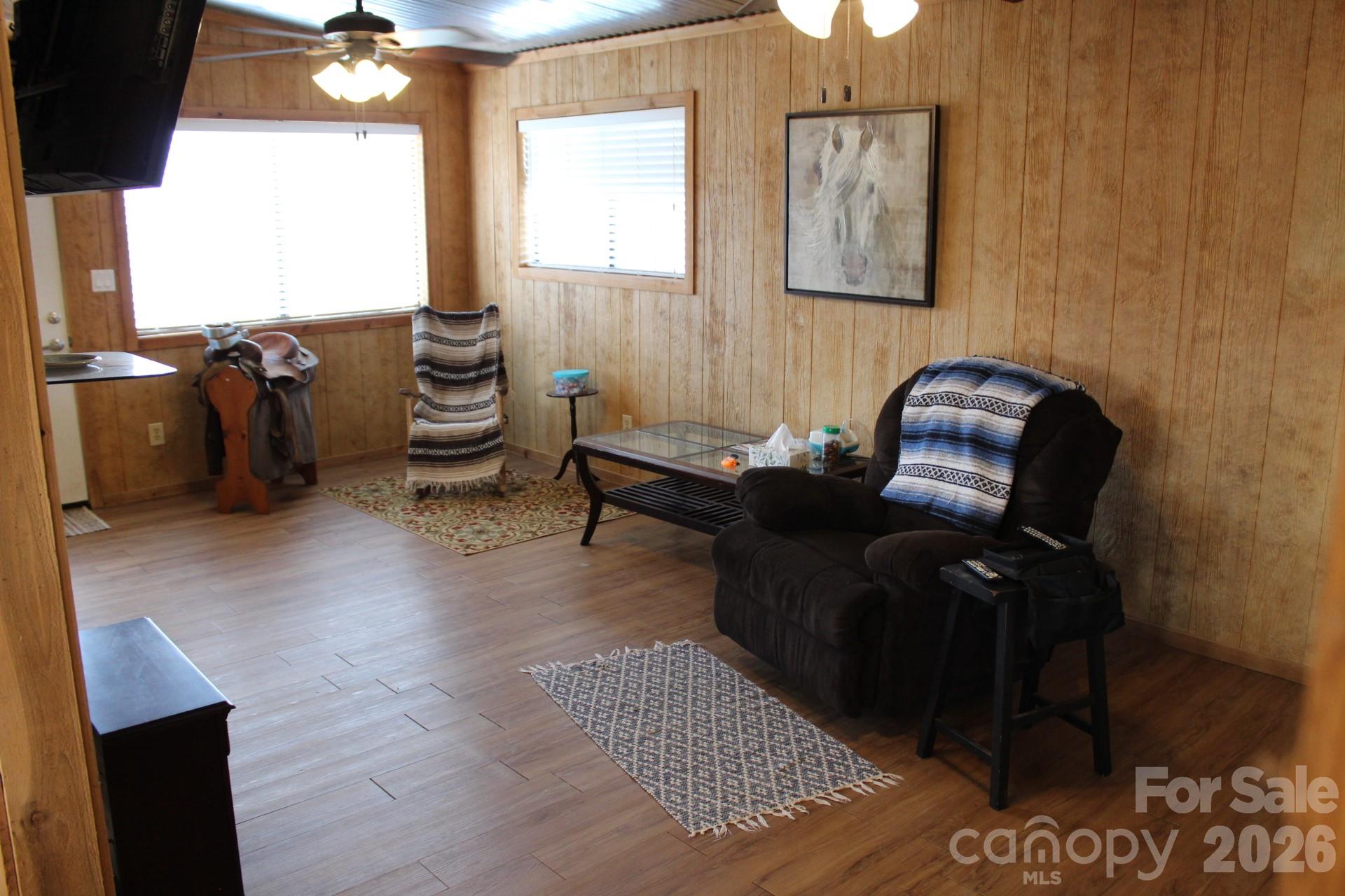 105 Filly Trail Property Photo 9