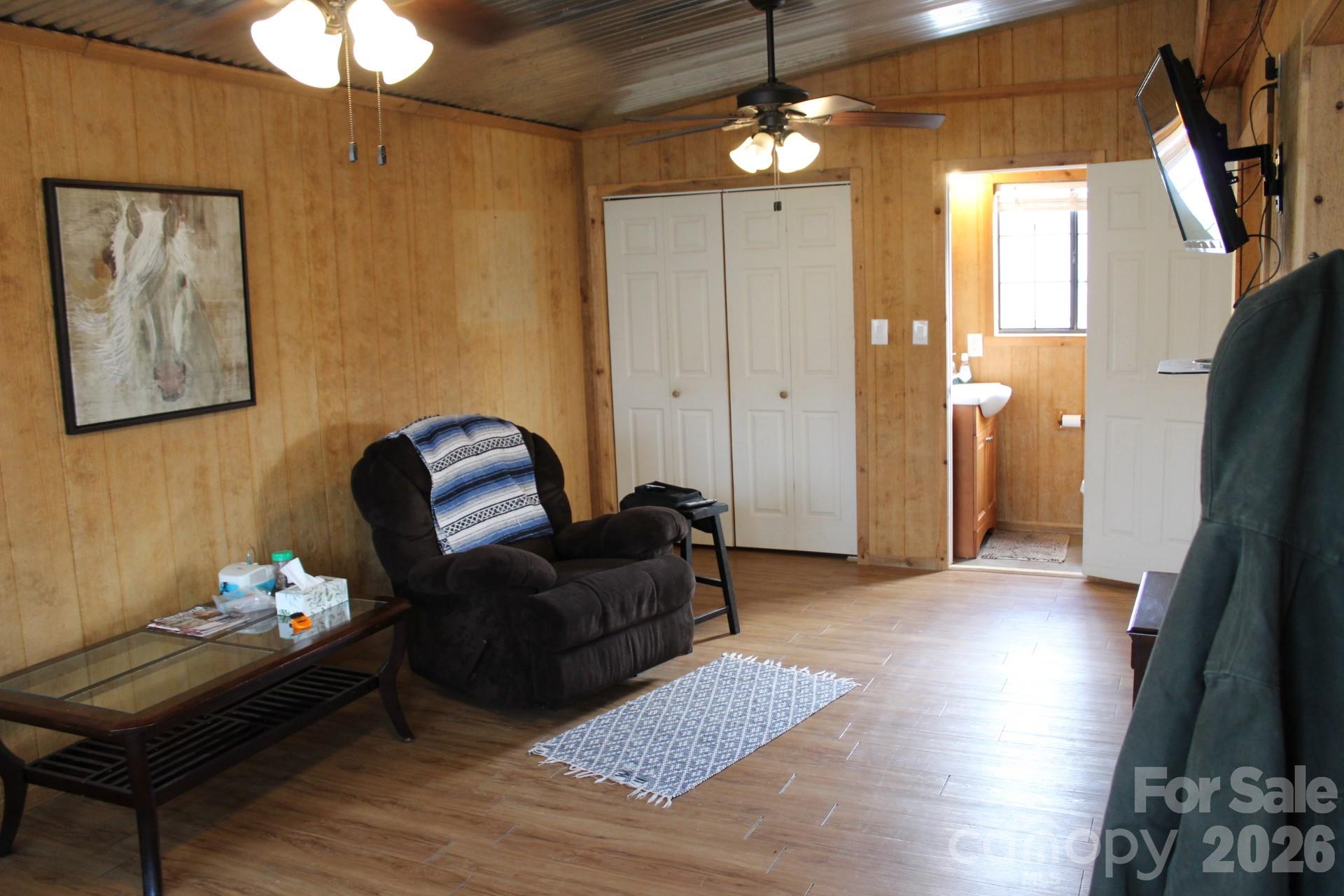 105 Filly Trail Property Photo 12