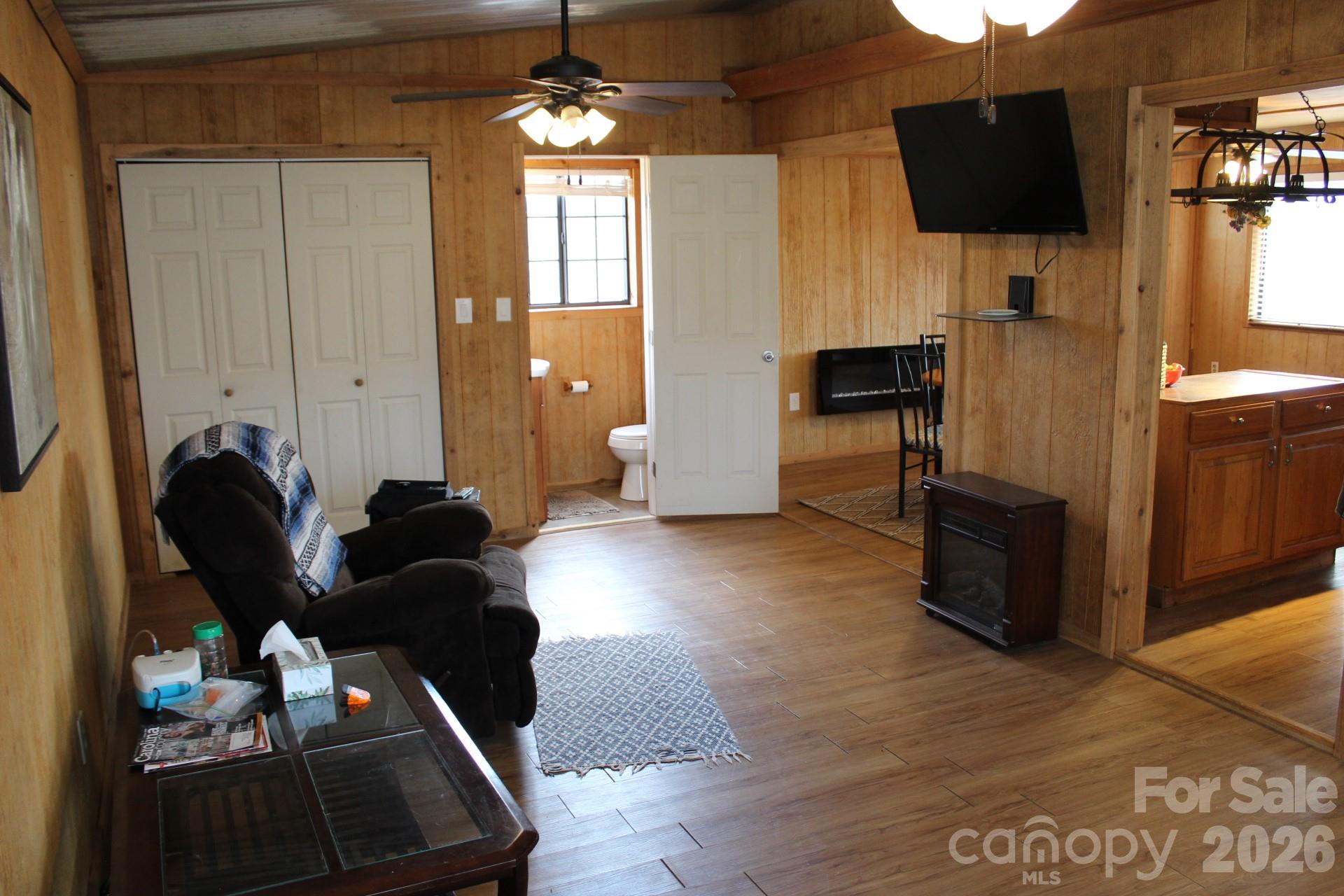 105 Filly Trail Property Photo 13