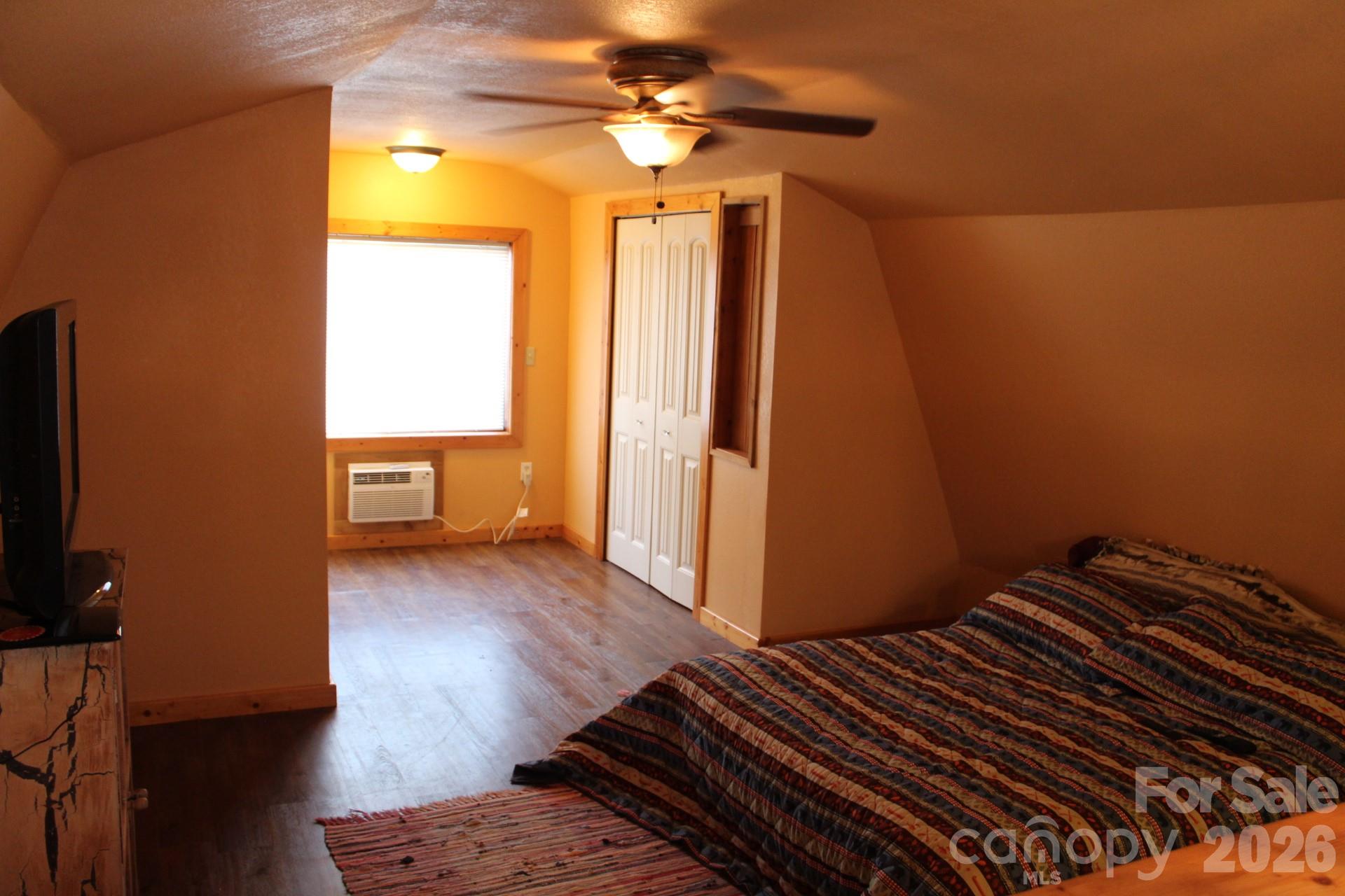 105 Filly Trail Property Photo 23
