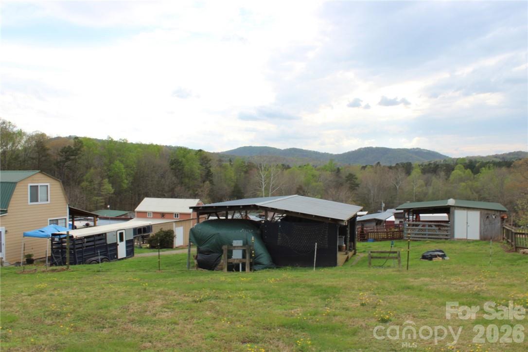 105 Filly Trail Property Photo 35