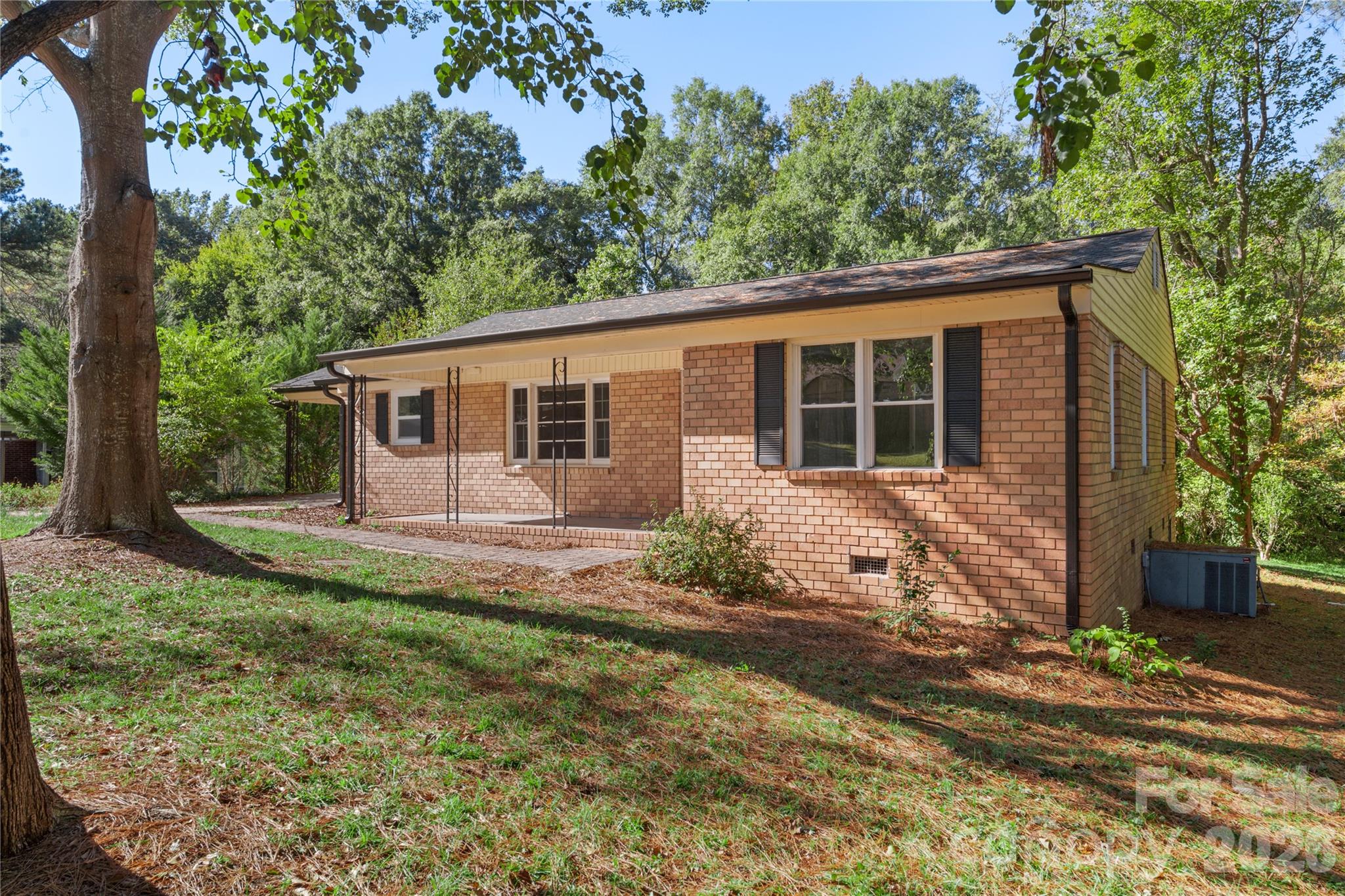 1428 Boxwood Avenue Property Photo 5