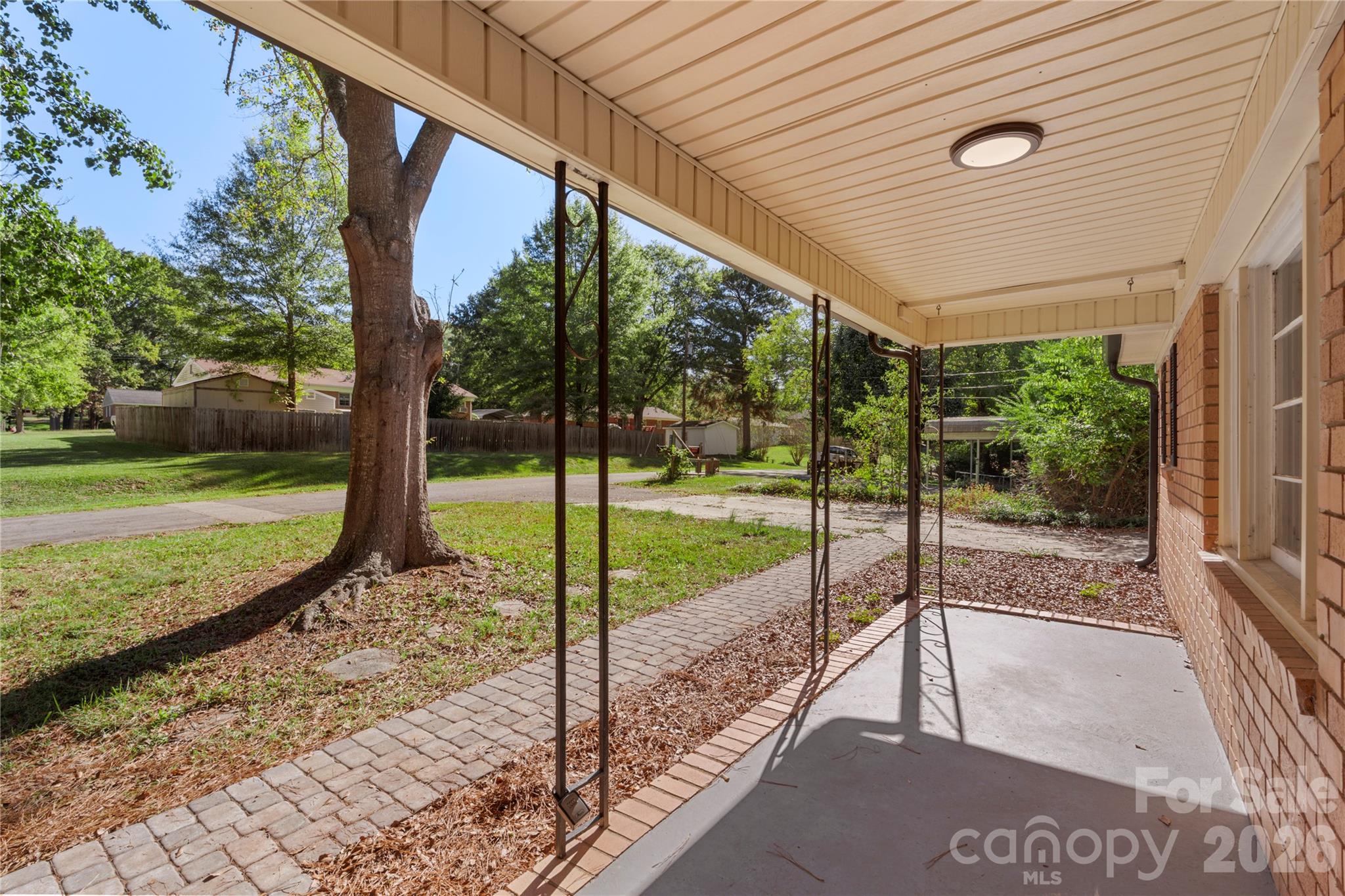 1428 Boxwood Avenue Property Photo 7