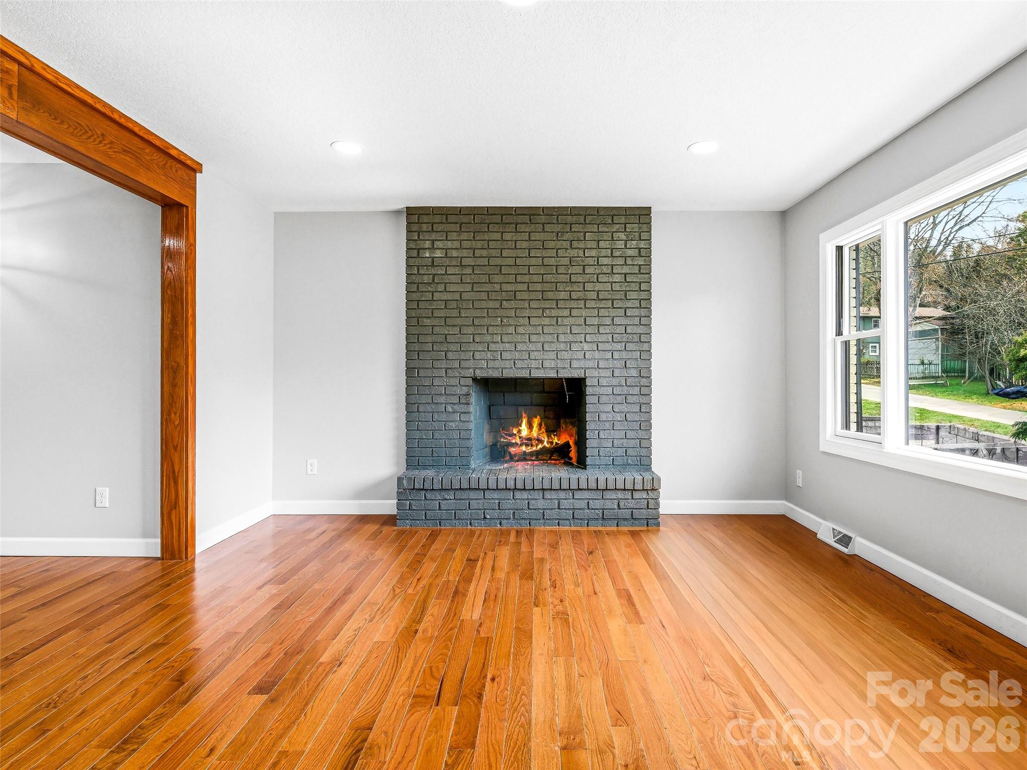 2 Oakland Street Property Photo 8