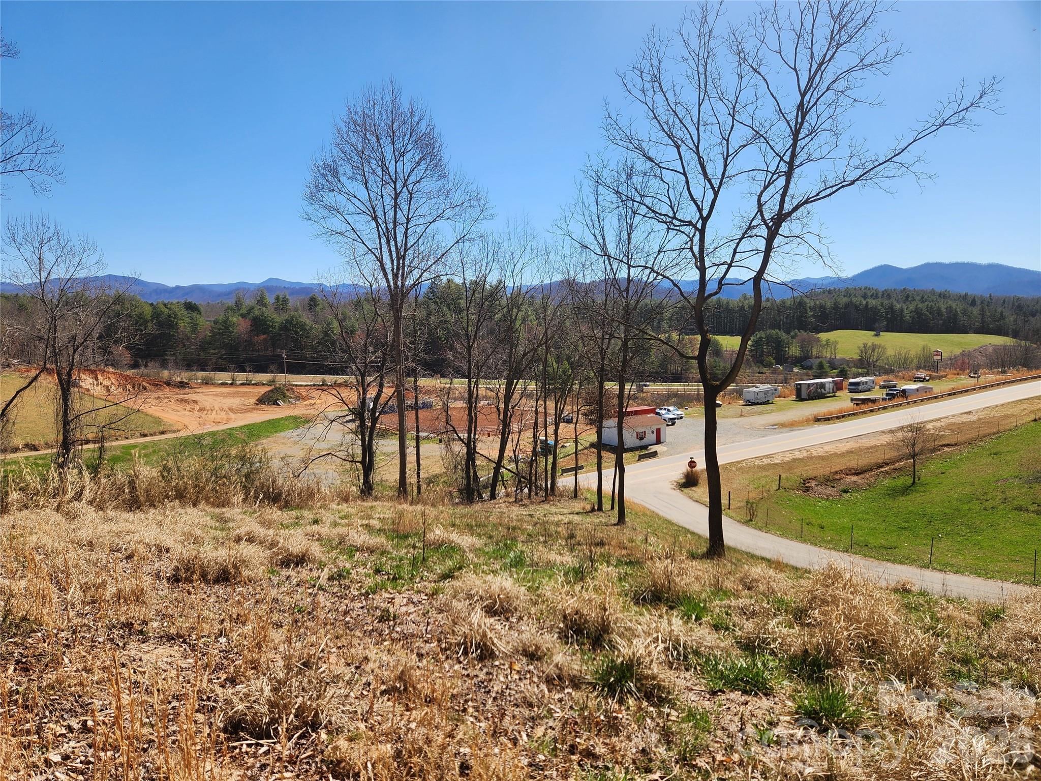 9999 Country Drive Property Photo 10