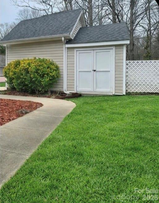 3170 Yates Mill Drive Property Photo 4