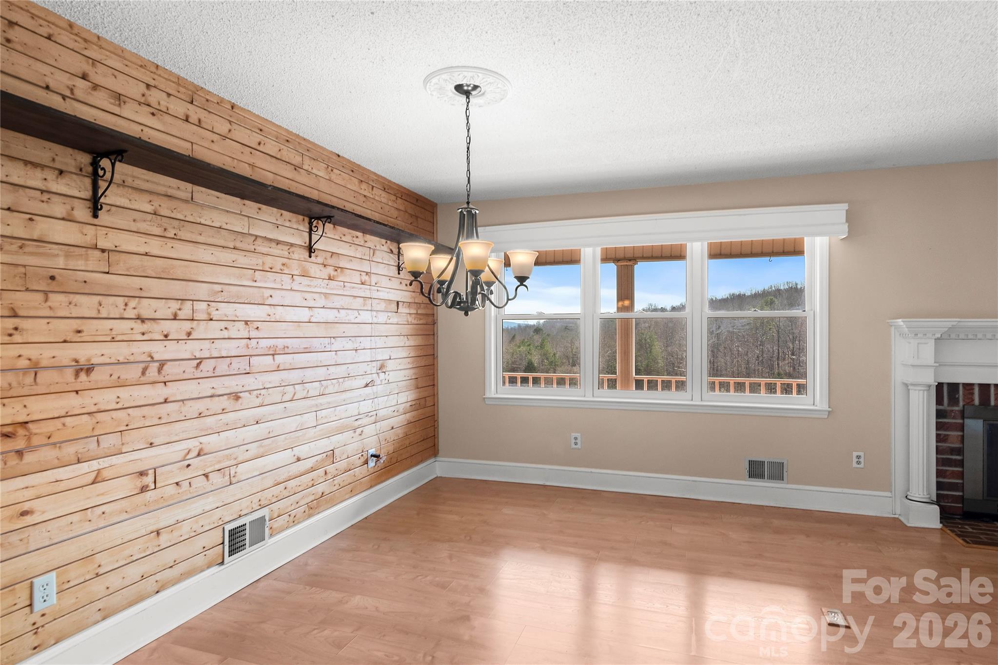 120 Skyline Drive Property Photo 16