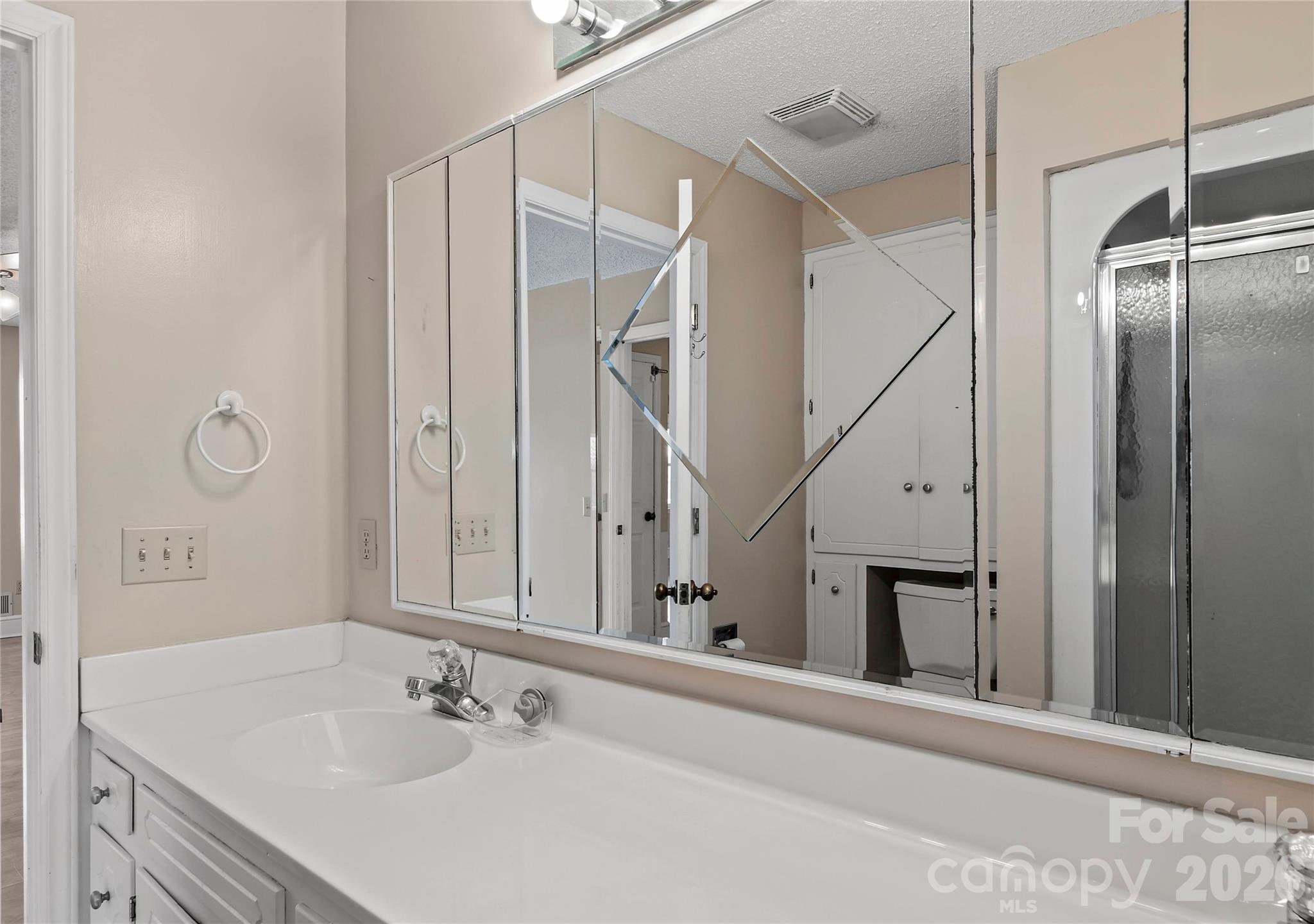 120 Skyline Drive Property Photo 22