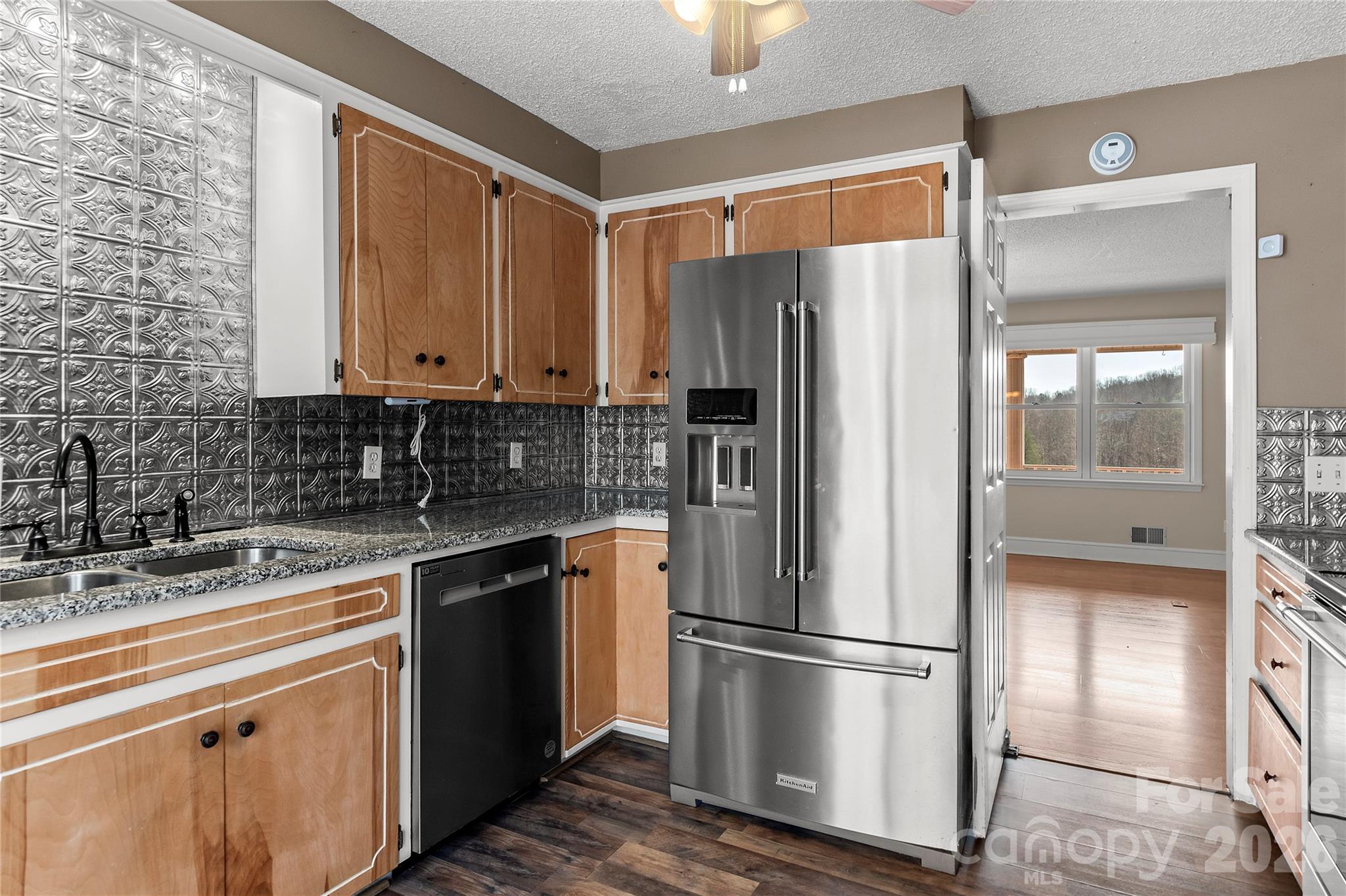 120 Skyline Drive Property Photo 28