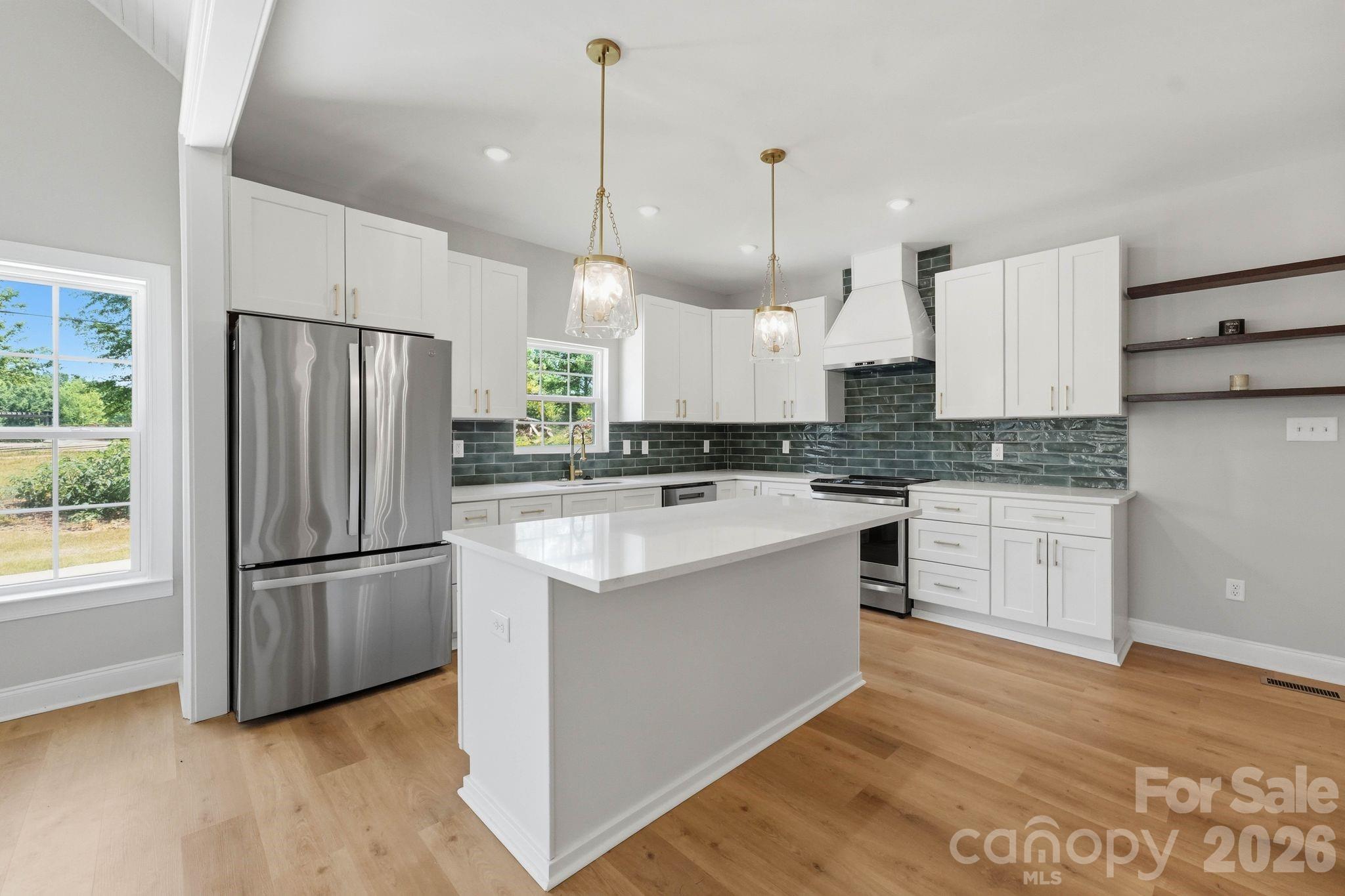 203 Lee Street Property Photo 12