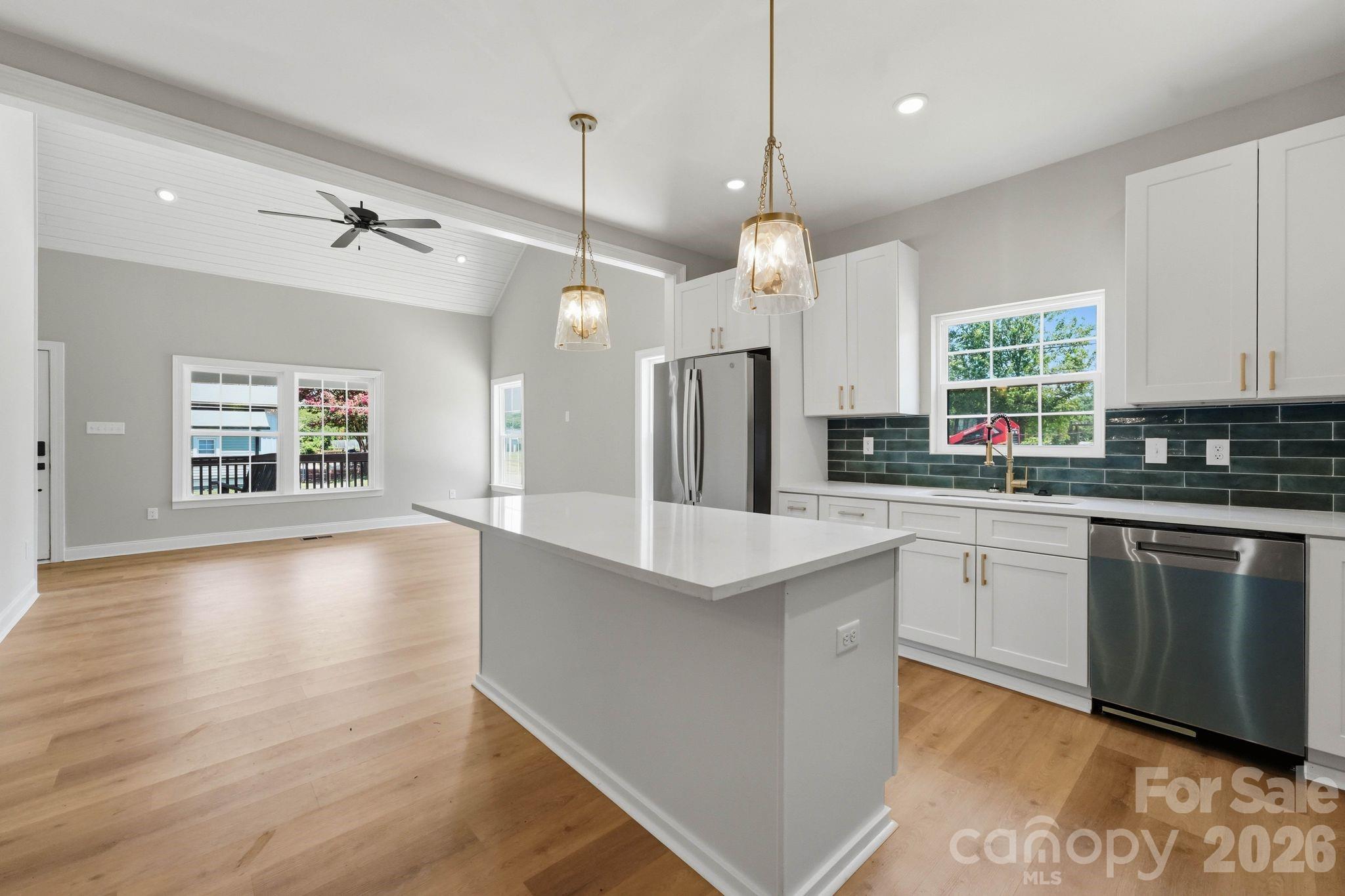 203 Lee Street Property Photo 16