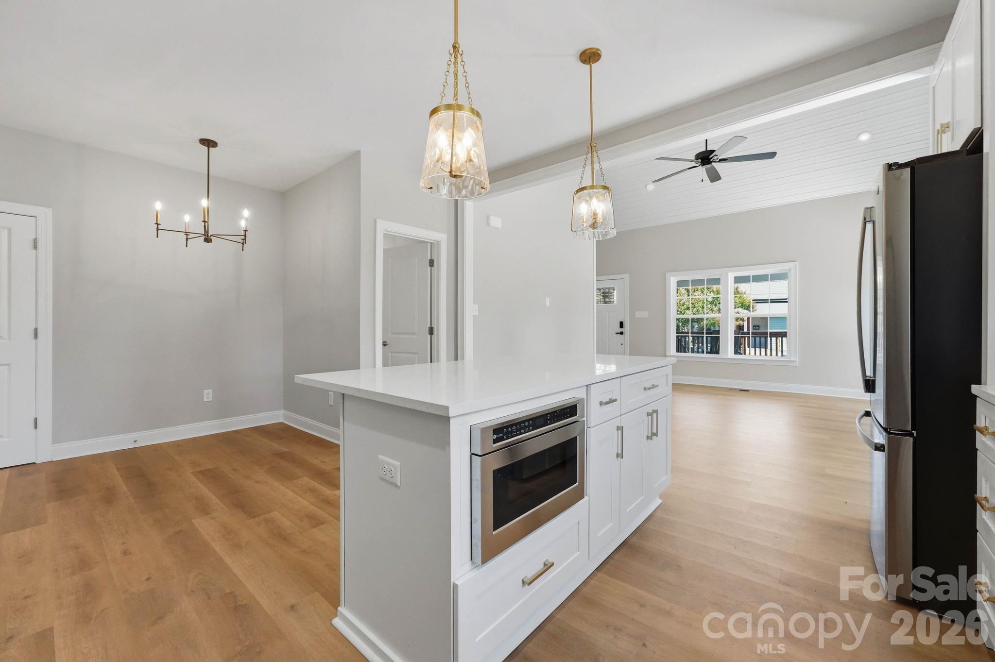 203 Lee Street Property Photo 18