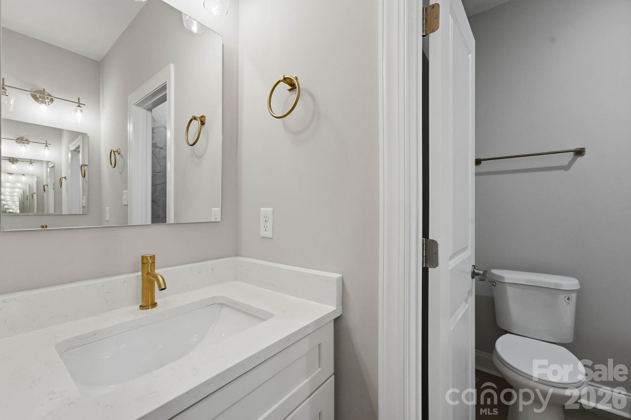 203 Lee Street Property Photo 34