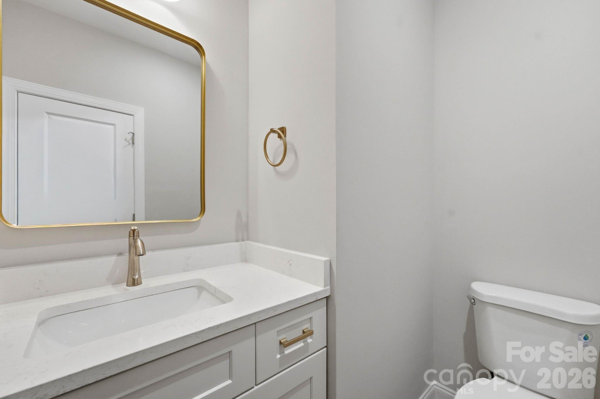 203 Lee Street Property Photo 38