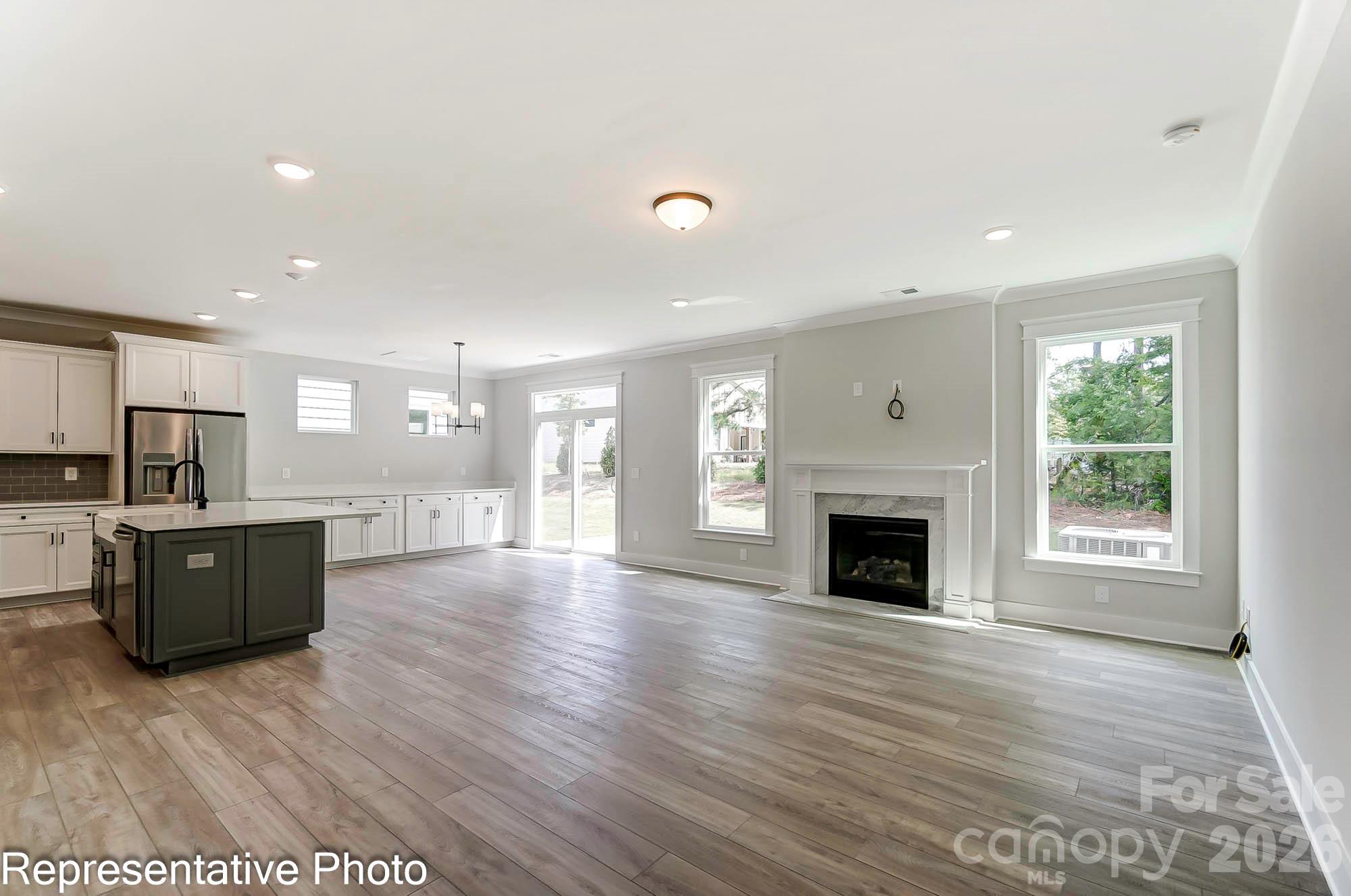 13118 Foxberry Road Property Photo 3